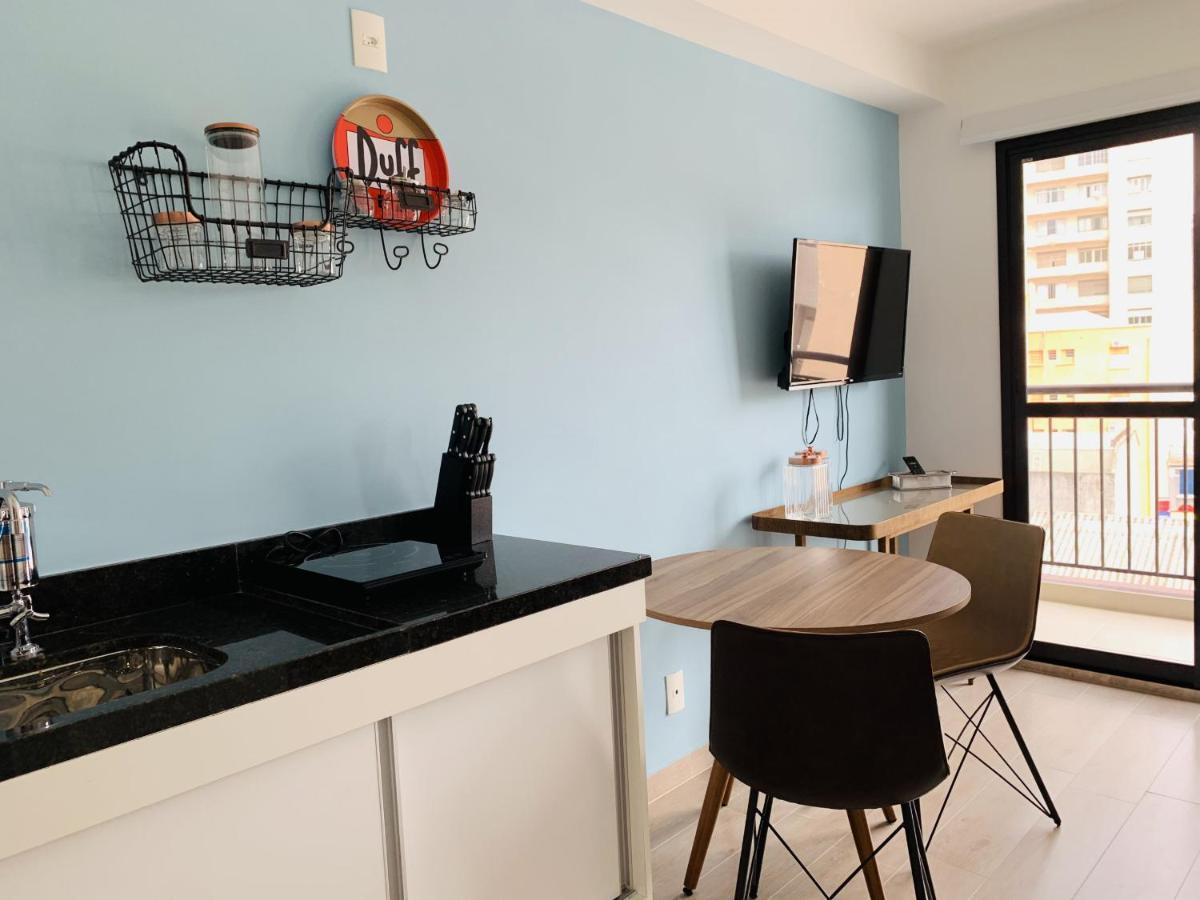 Apartment Akile Movva *