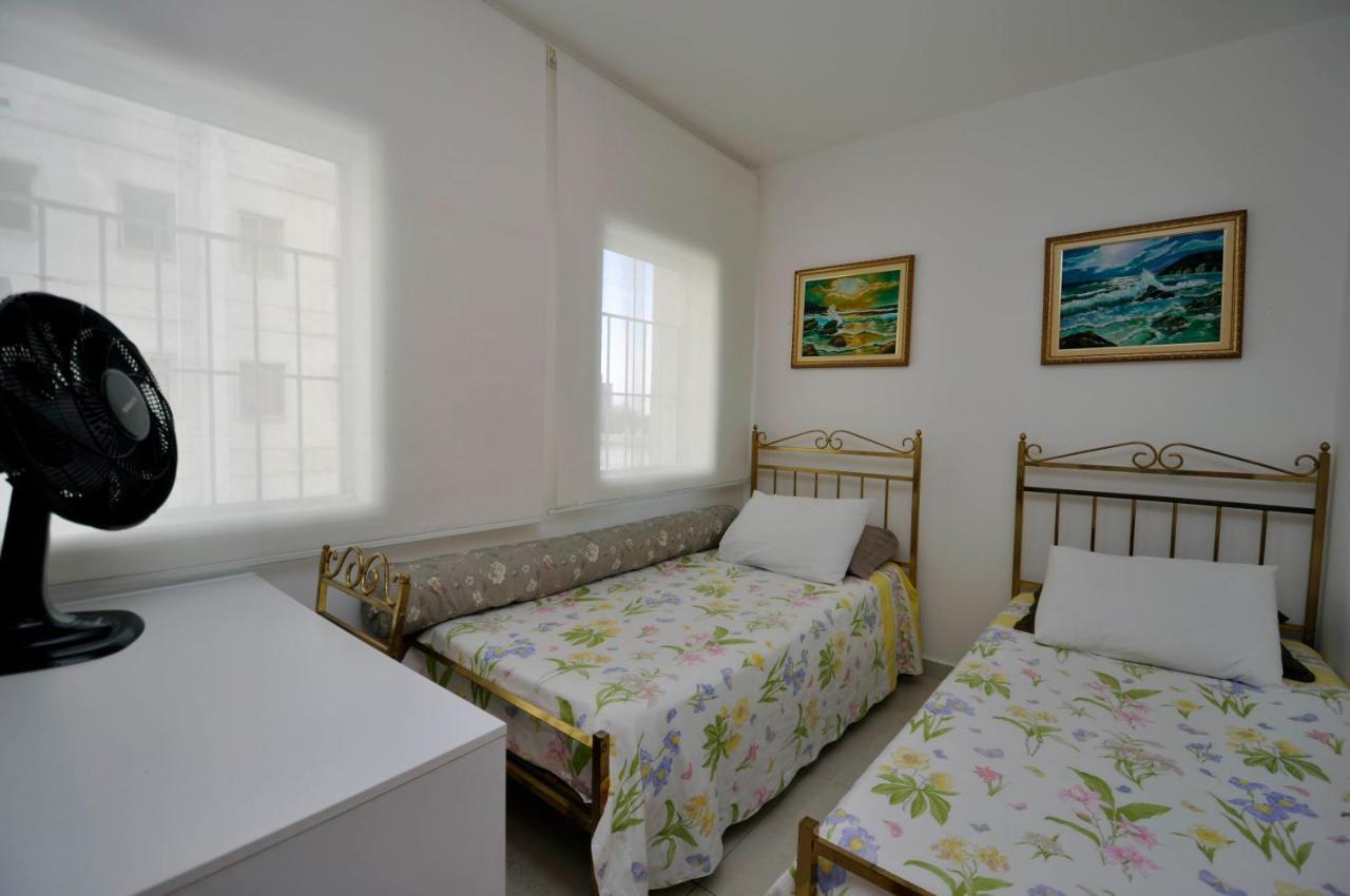 Apartamento 2 Quartos Proximo A 25 De Marco E Bom Retiro