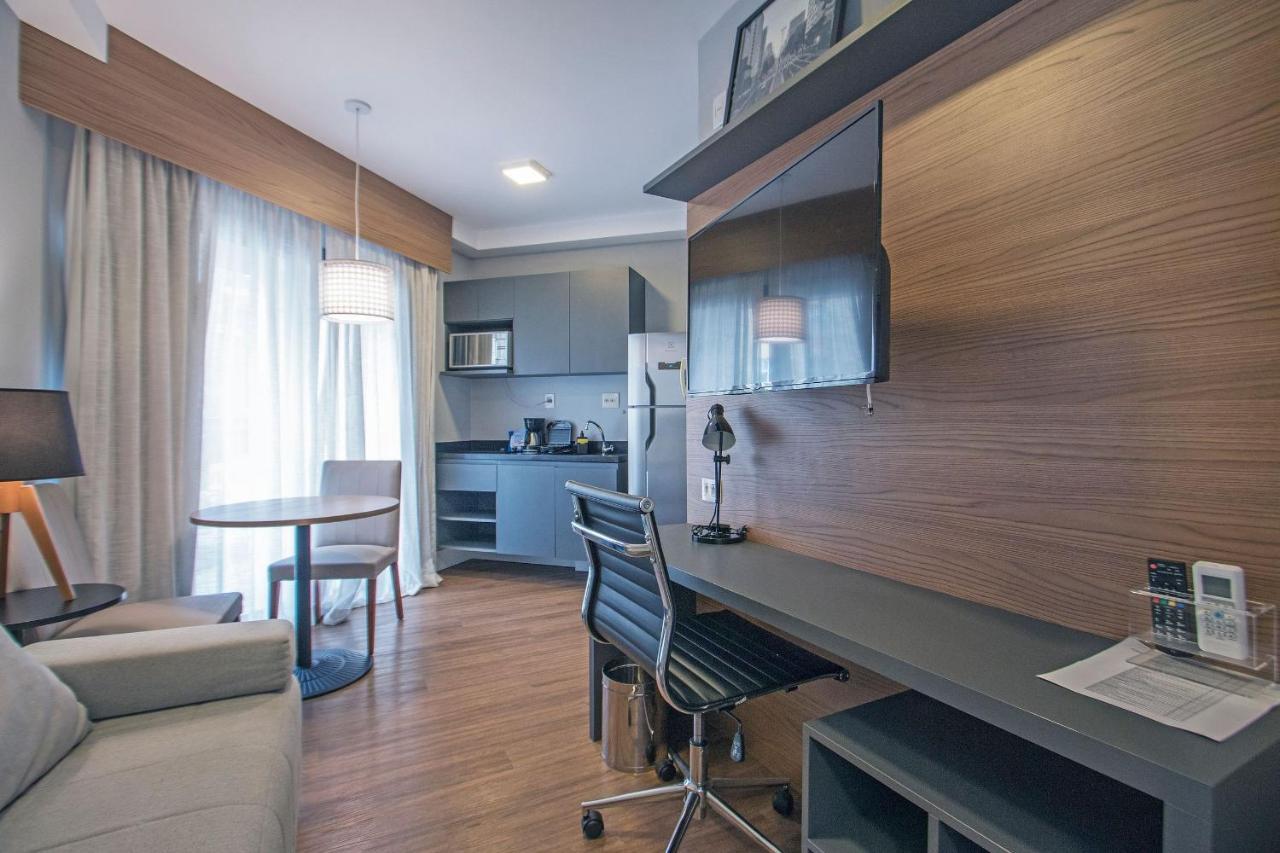 Apartment Anycomfort Fradique Coutinho Sao Paulo