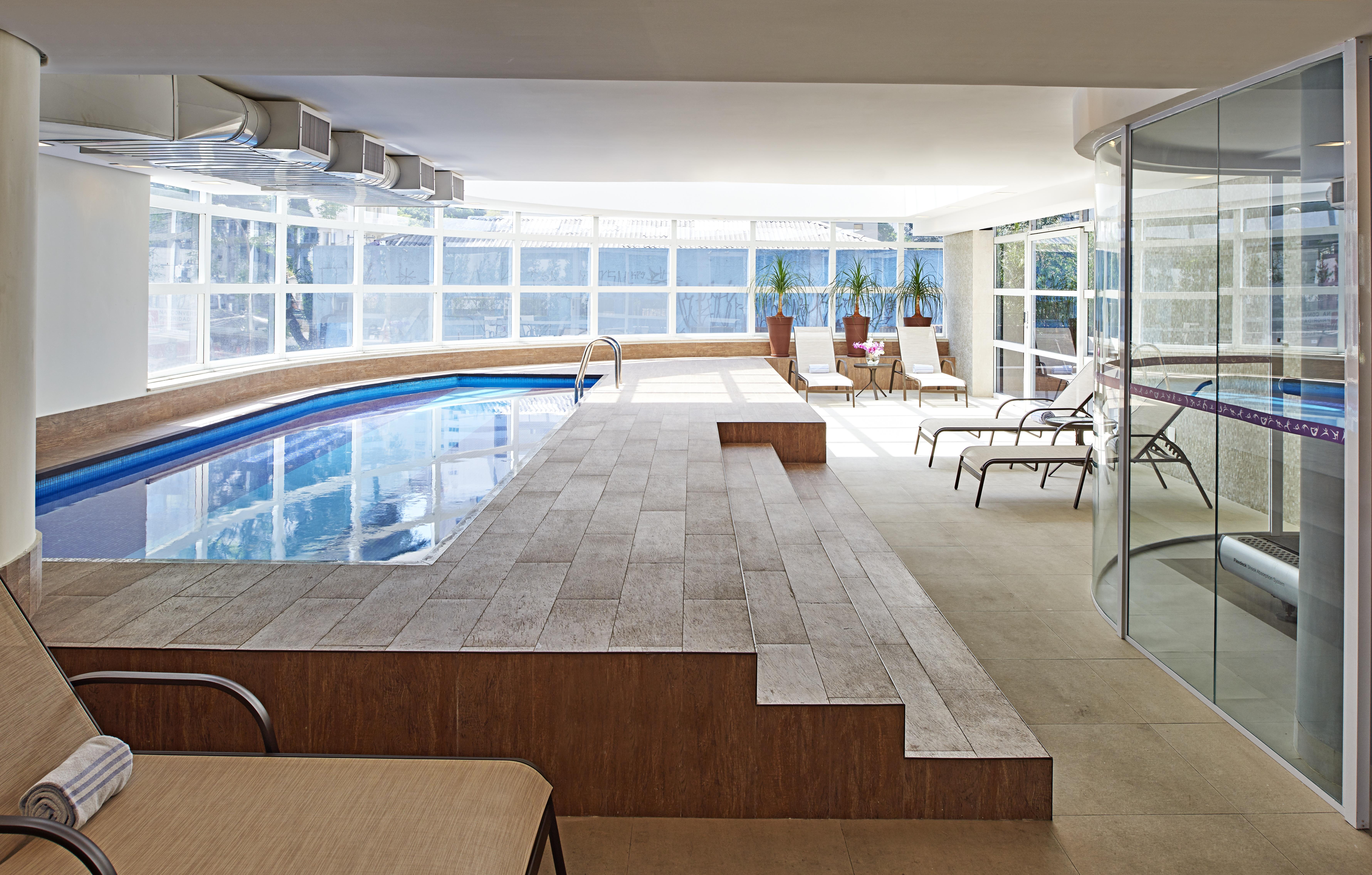 Mercure Jardins Hotel 4*