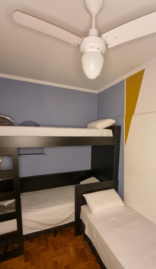 Lamparina Hostel *