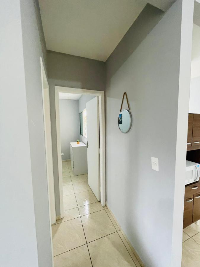 Apartamento Apartamento Tipo Flat Mobiliado - 01 Quarto, Sala Cozinha - Zn Sp - Cod 04