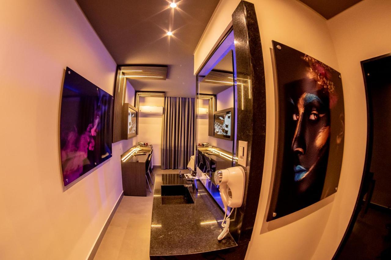 Belle (adults Only) Love hotel *
