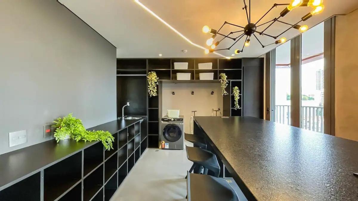 Vn Turiassu - Confortavel E Sofisticado Studio, 2 Min Do Allianz Apartment