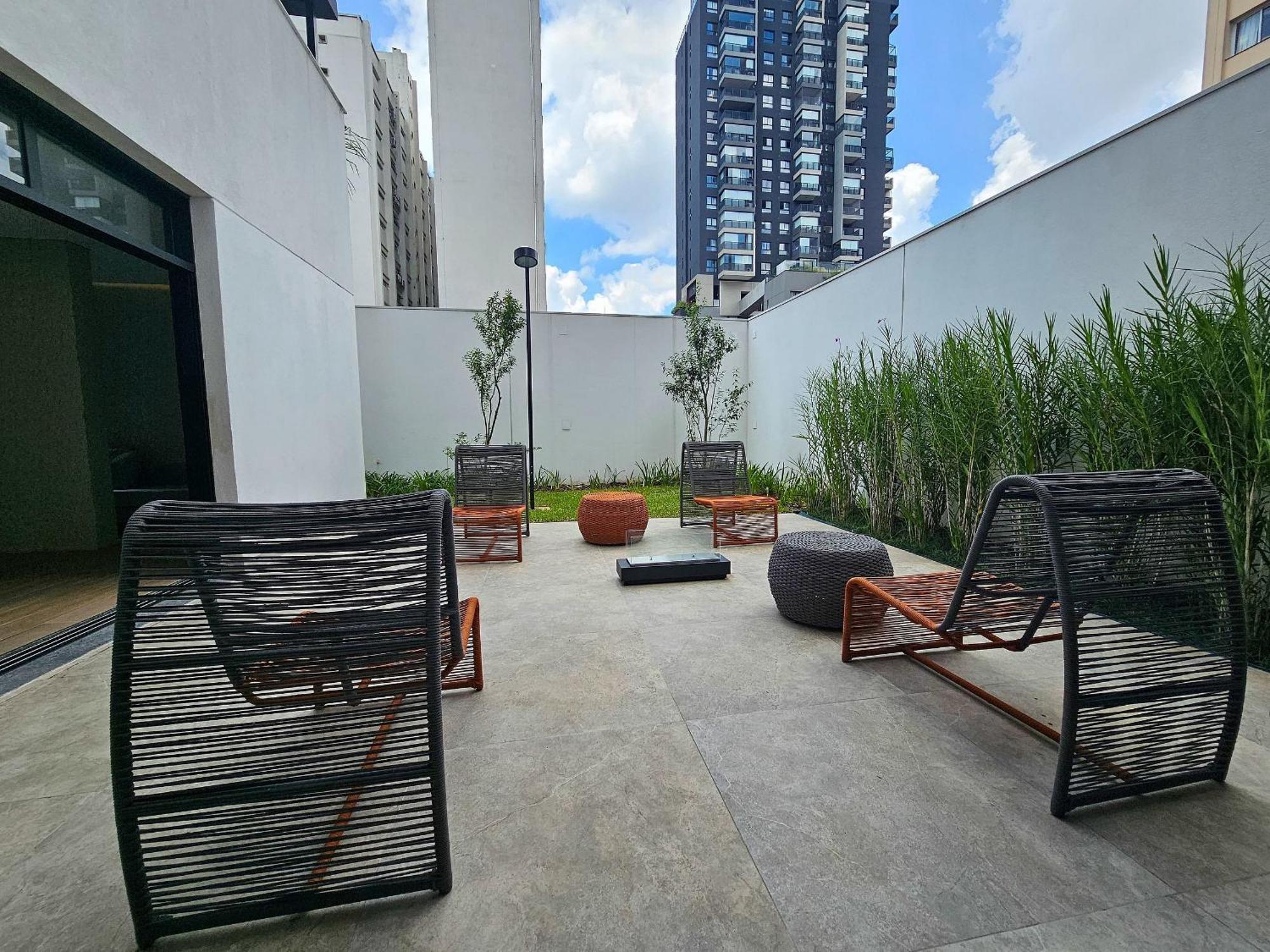 Apartment Nik Alves Guimaraes Pinheiros By Housi *