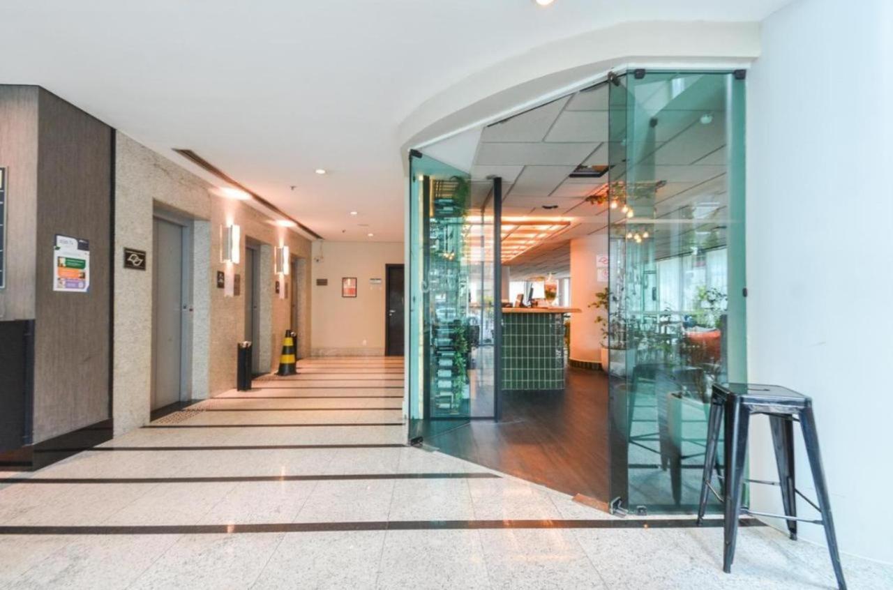 Living Radisson Tryp Berrini *