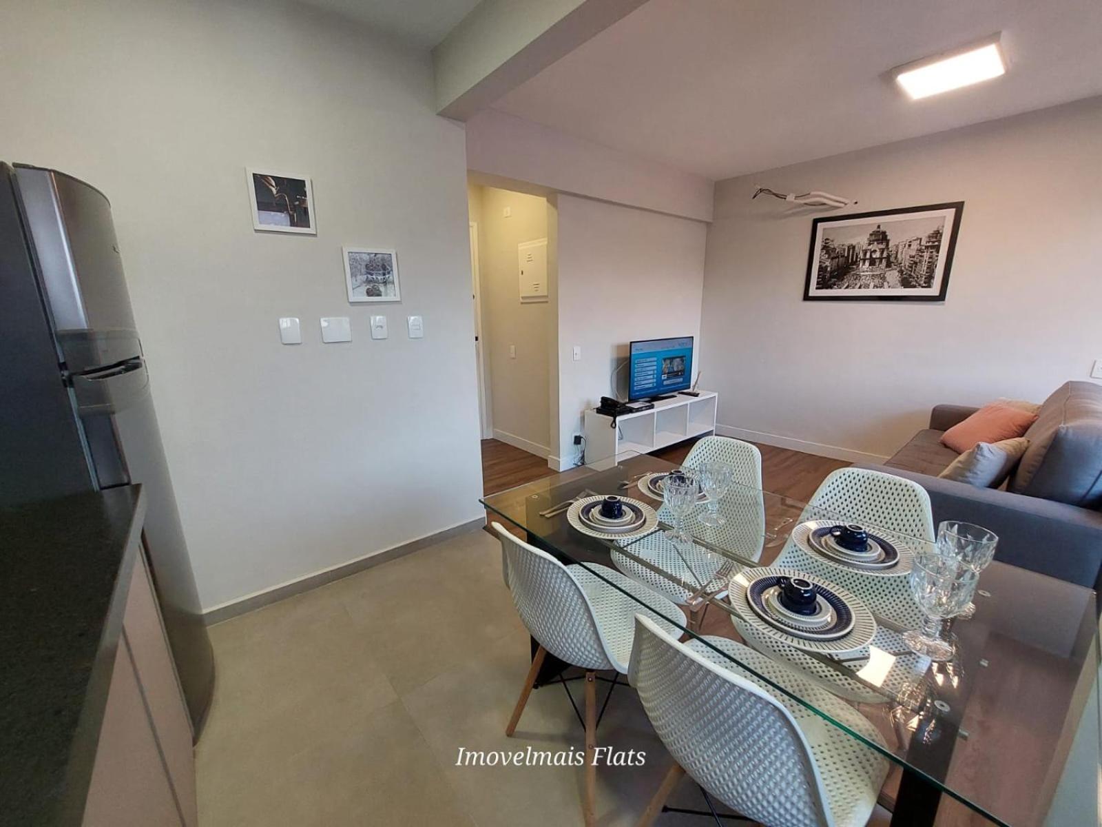 Apartamento Dois Quartos Hc, Metro E Oscar Freire São Paulo