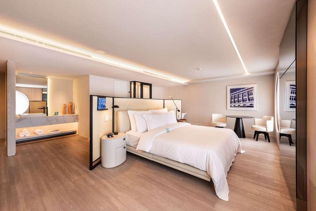 Unique Hotel 5*