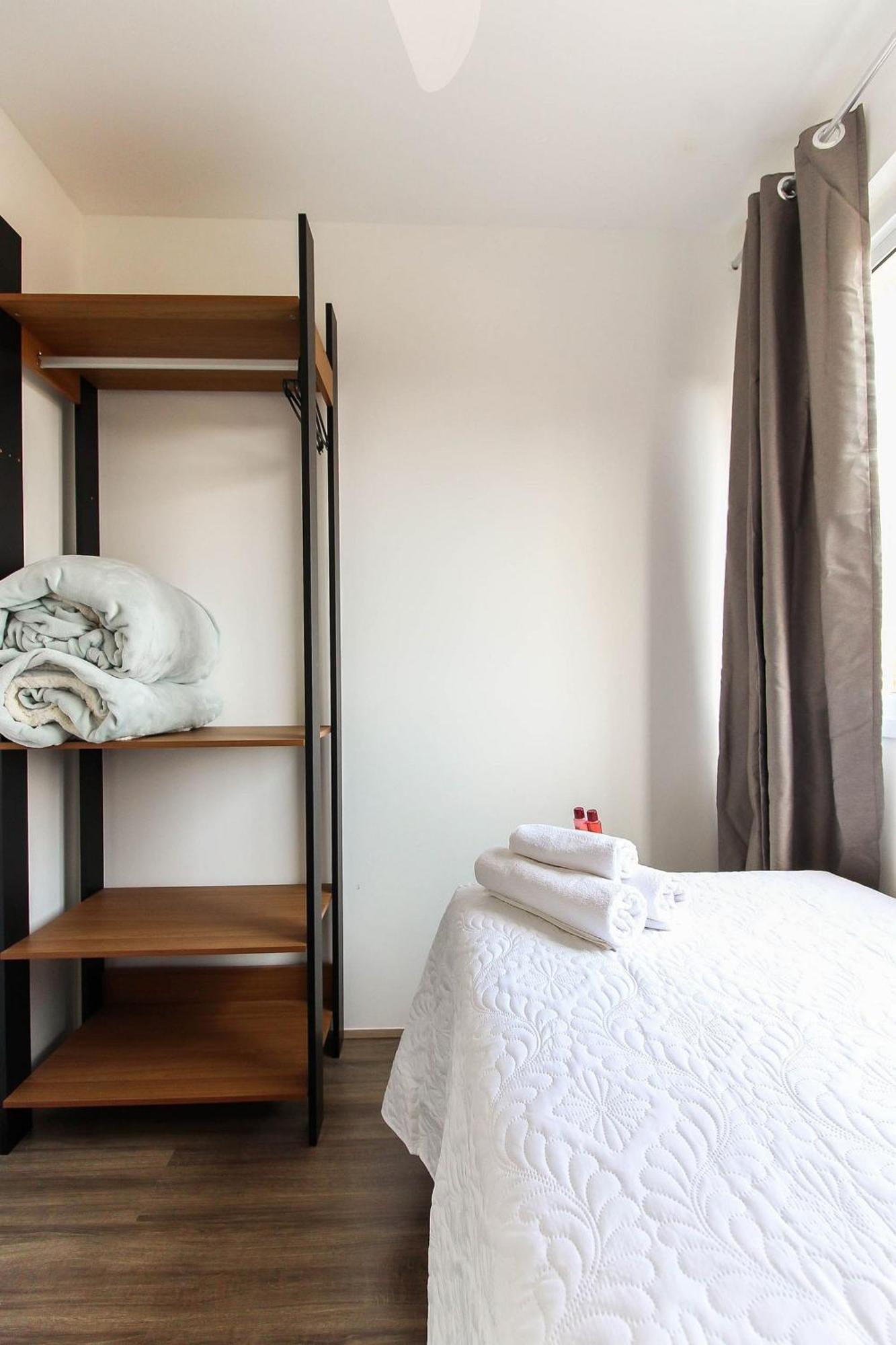 Apartamento Bl911 - Moderno Apto P/ 6 Ao Lado Do Metro Belem *