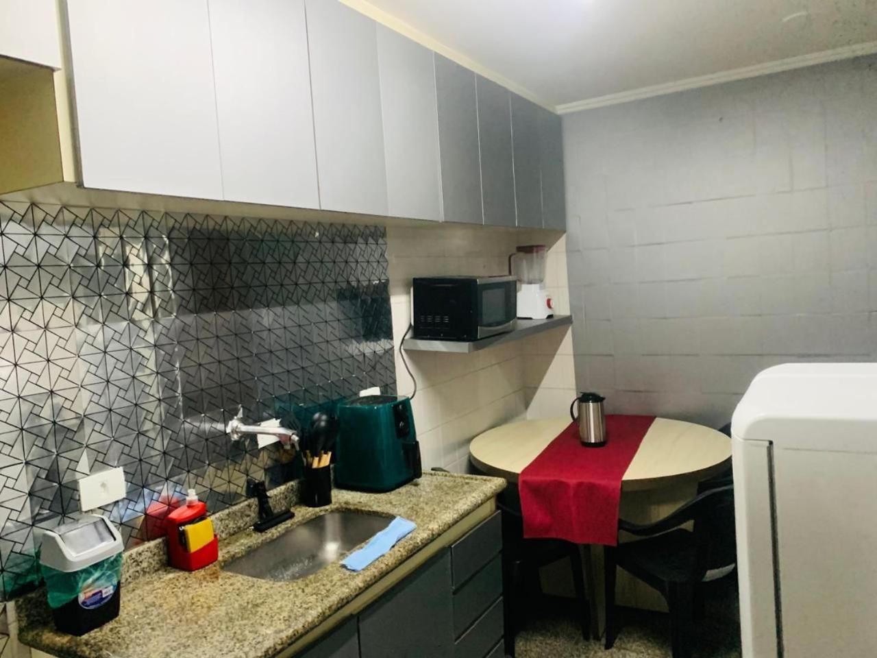 Bras, Rua Tiers, Ap Vautier, 7 Pessoas, 2 Quartos, Pe Na Feirinha Da Madrugada, Cozinha Apartment Sao Paulo