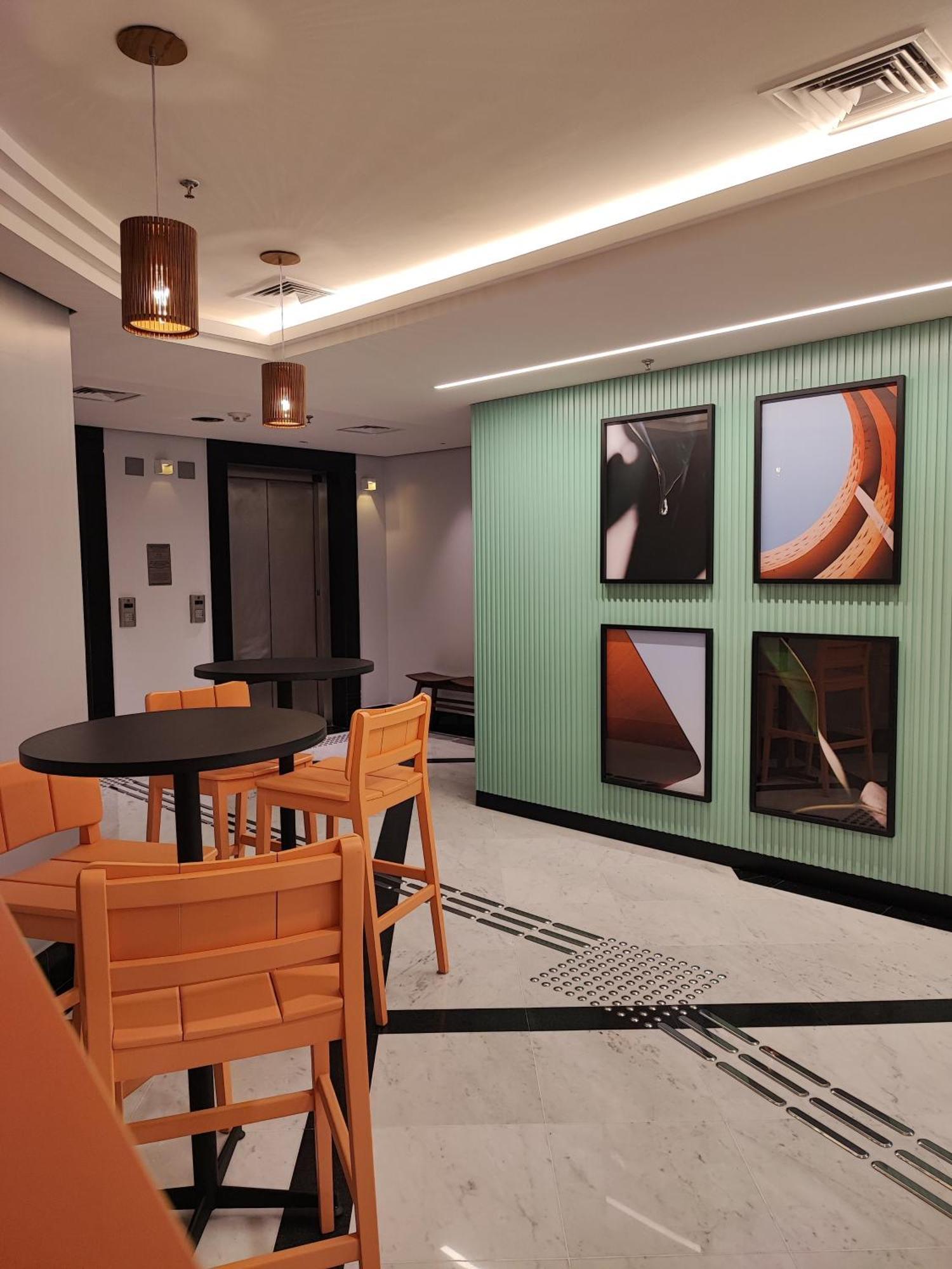 Hotel Comfort Ibirapuera 3*