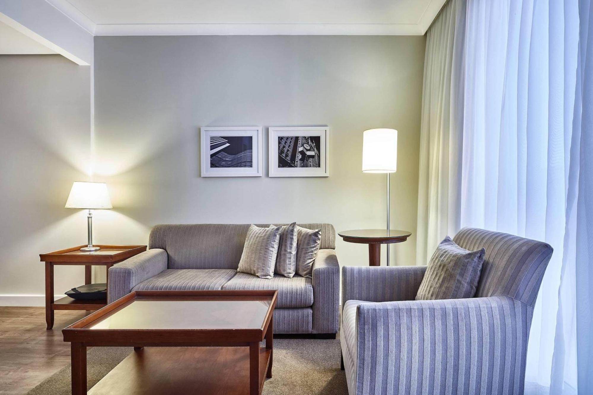 Marriott Executive Hotel 4*