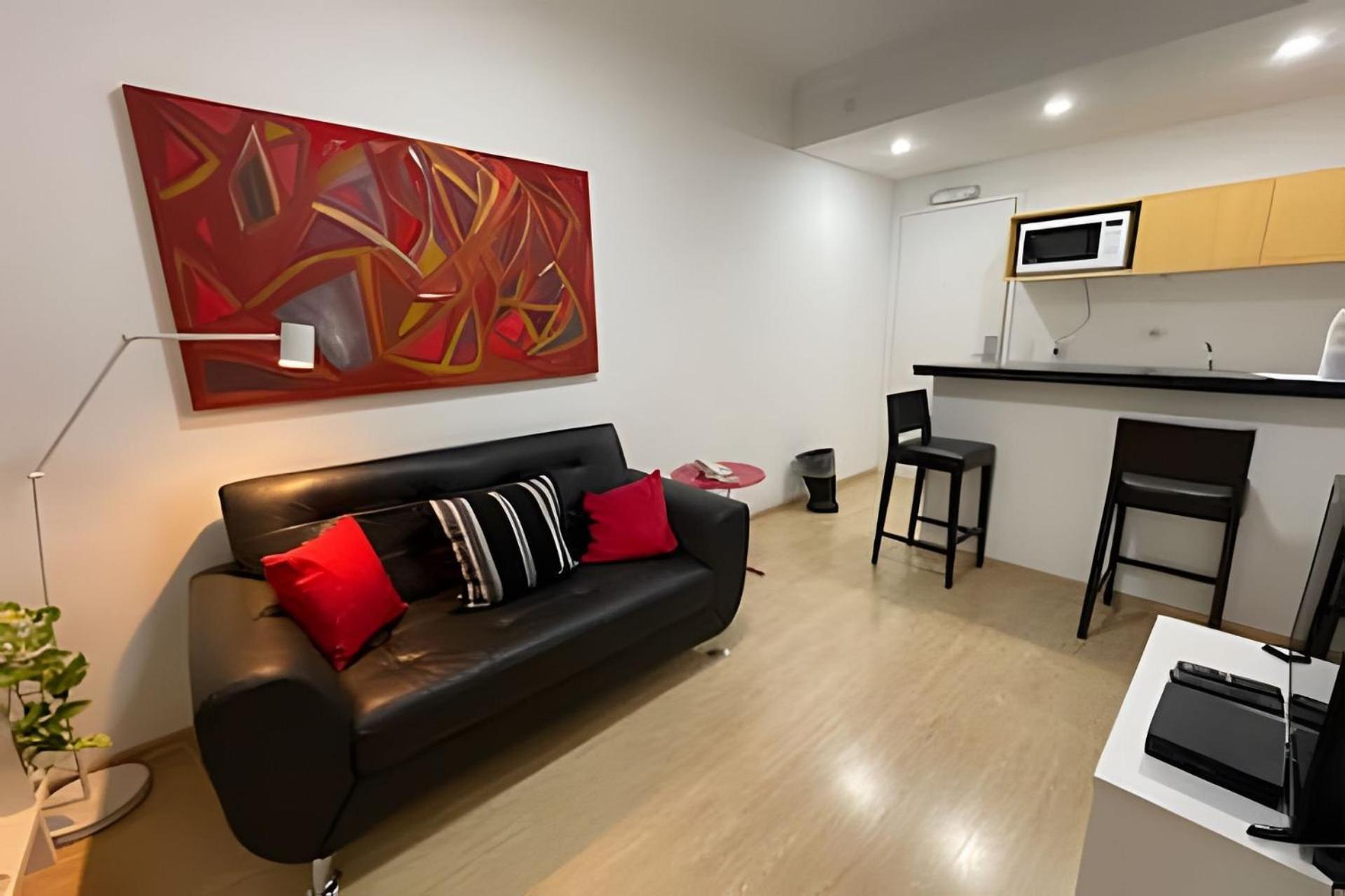 Apartment Cond The Town Flats *