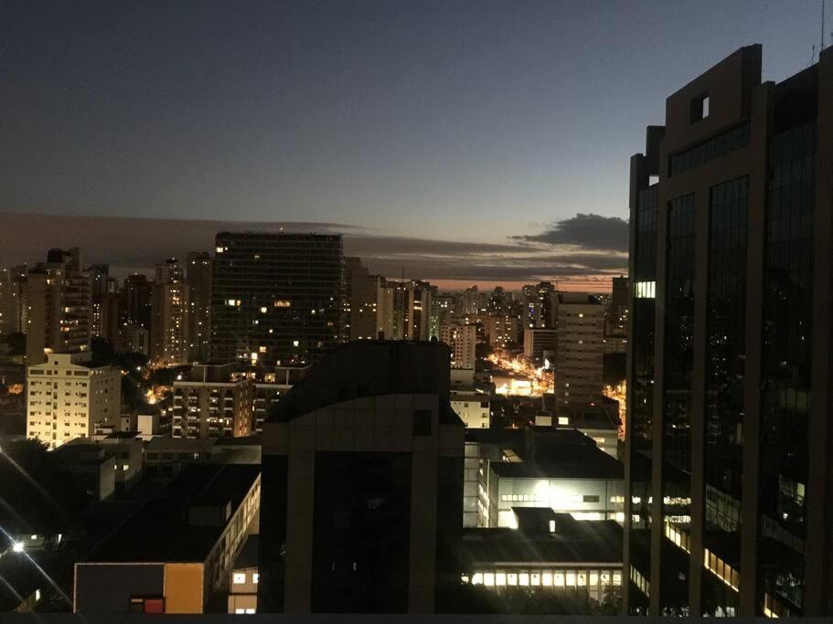 Com Servicos, Na Regiao De Sp * São Paulo