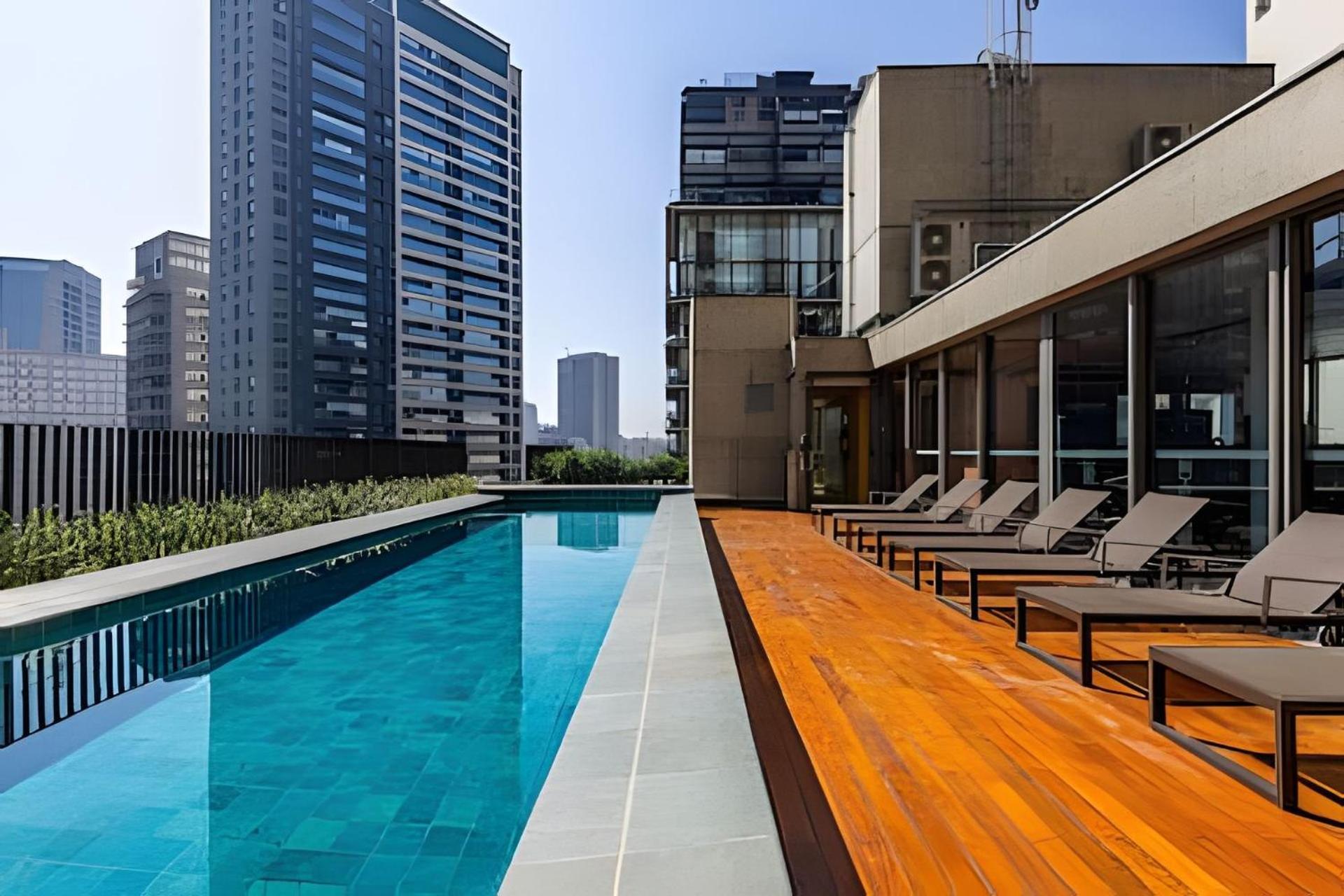 Madalena Completo, Metro /piscina/academia Sao Paulo