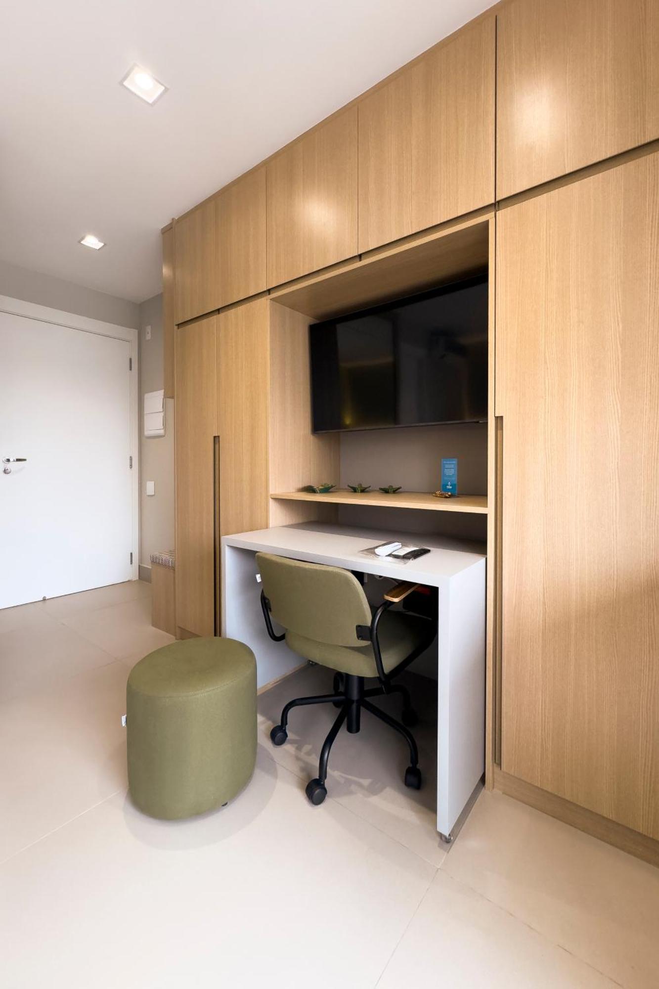 Inteligente Com Alexa E Blackout Total Doru Apartment *