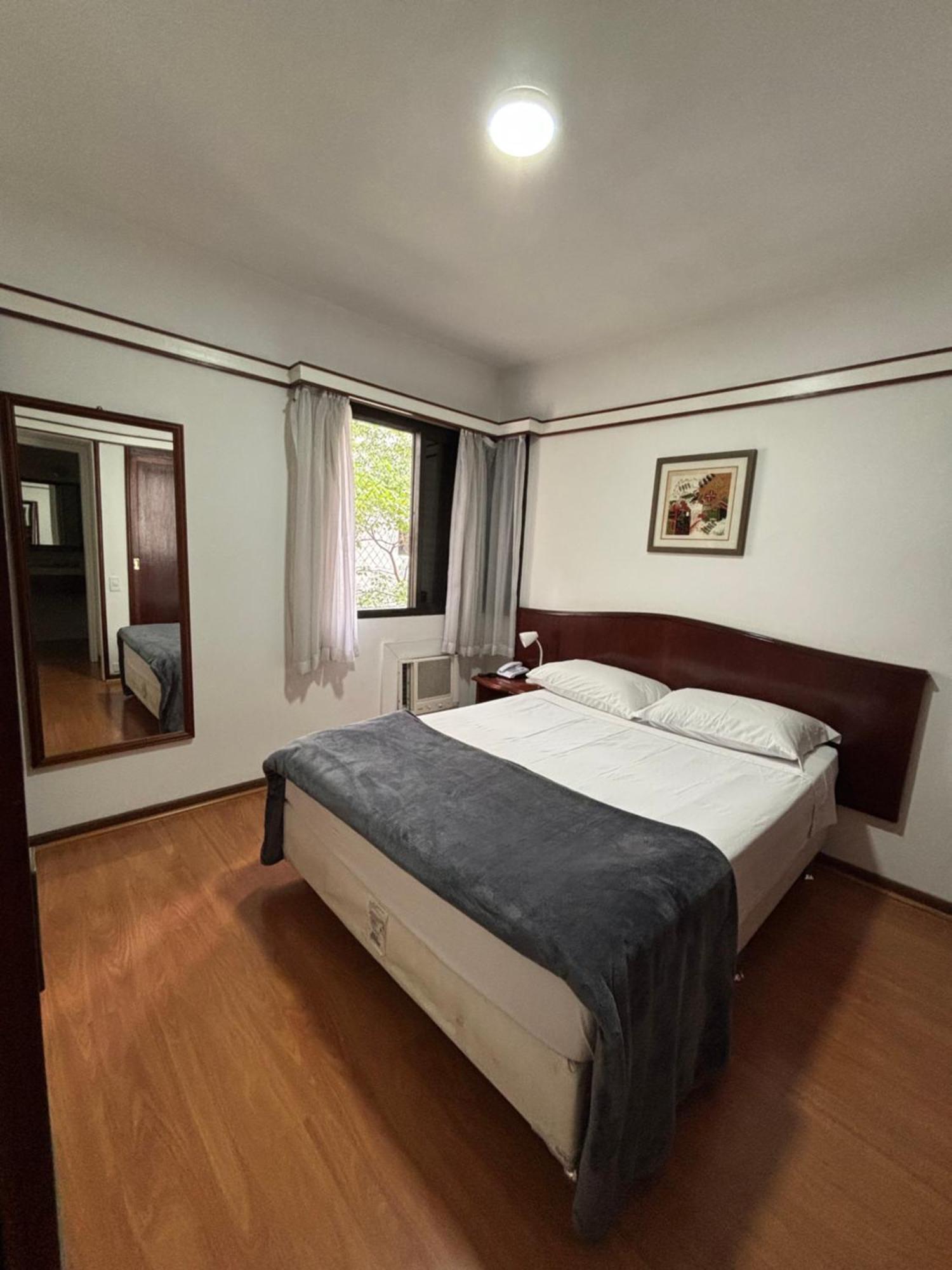 Flat Itaim-bibi - Excelente Localizacao São Paulo