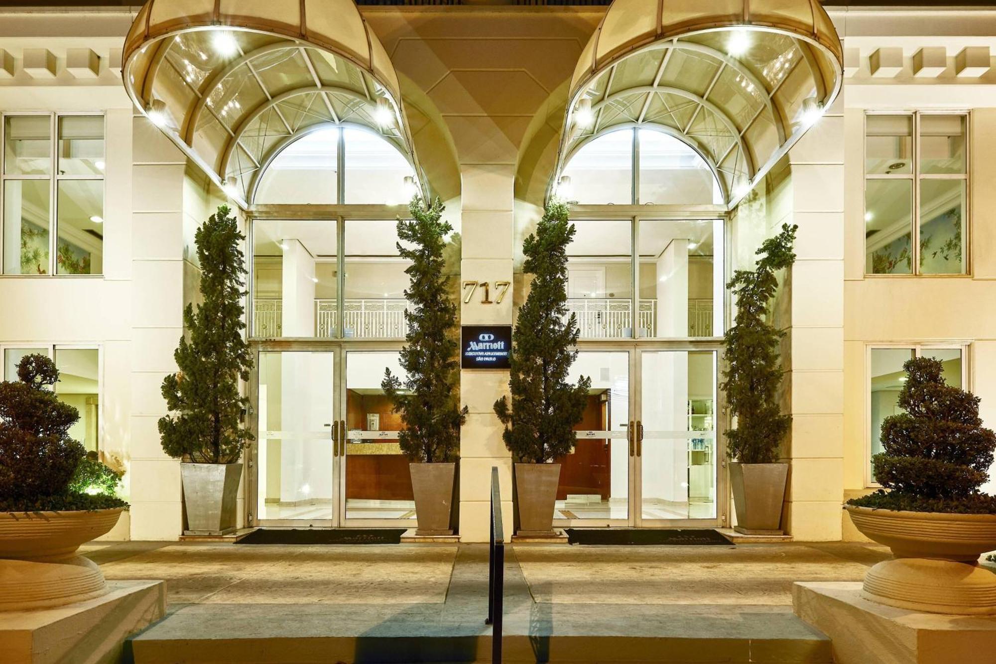 Hotel Marriott Executive 4*