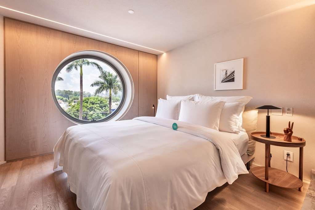 Hotel Unique