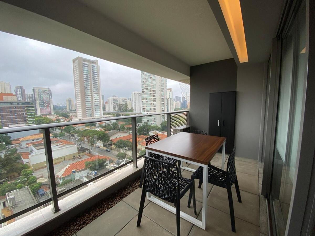 Olive Brooklin - O Famoso Do Habitarte Sp * São Paulo