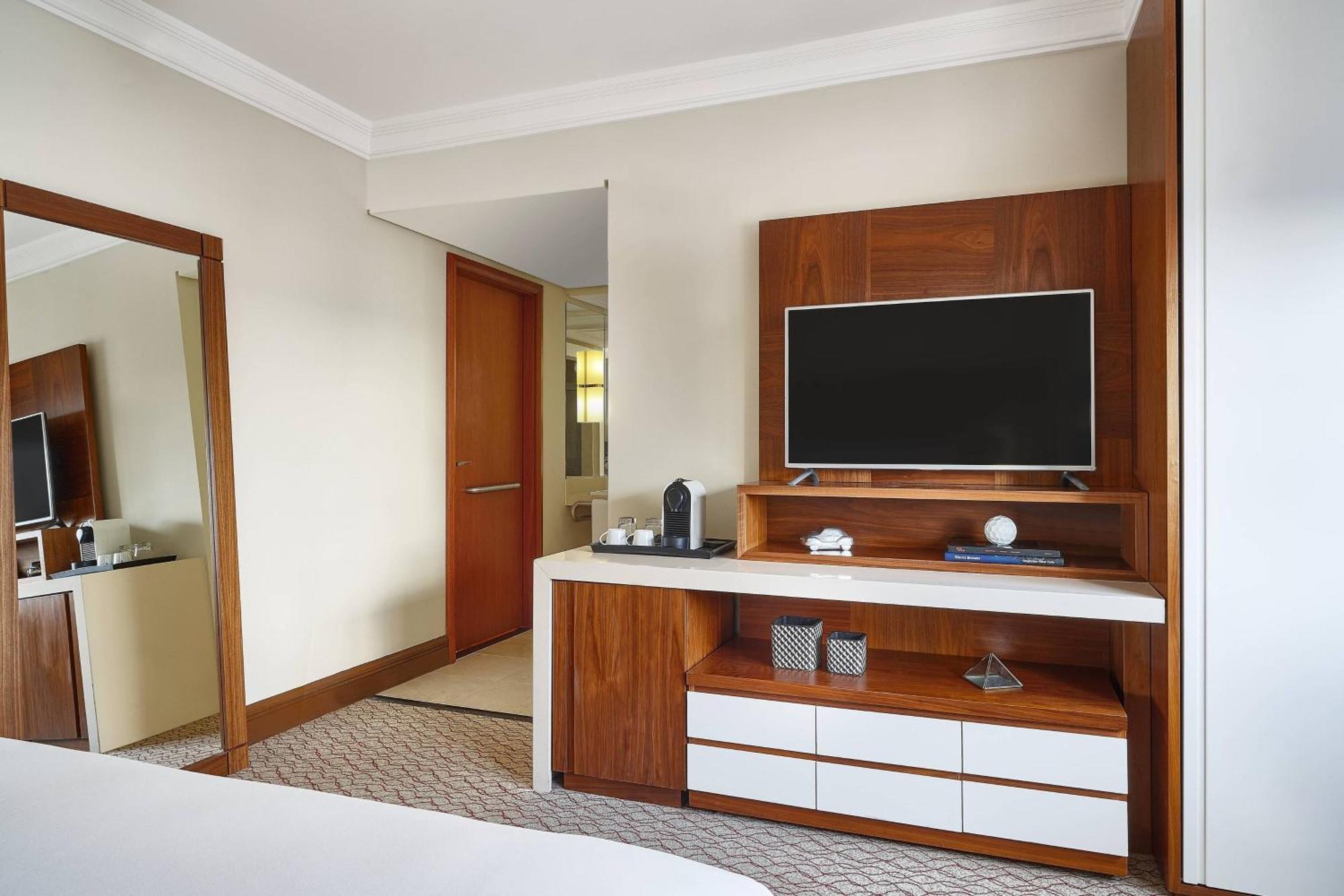 Hotel Renaissance 5*