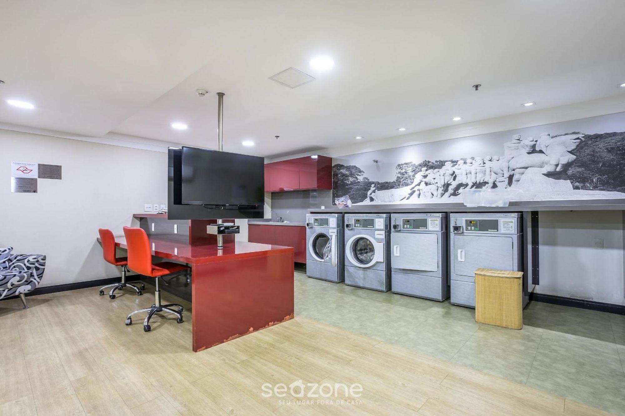 Moderno A 300m Do Metro Moema Sqc0810 Apartamento São Paulo