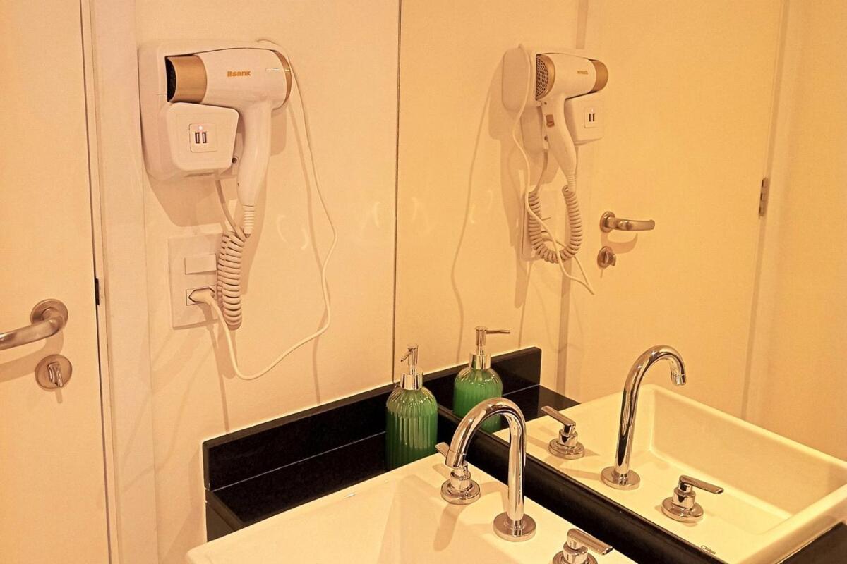 Em Moema Proximo Do Aeroporto E Do Metro Apartamento São Paulo
