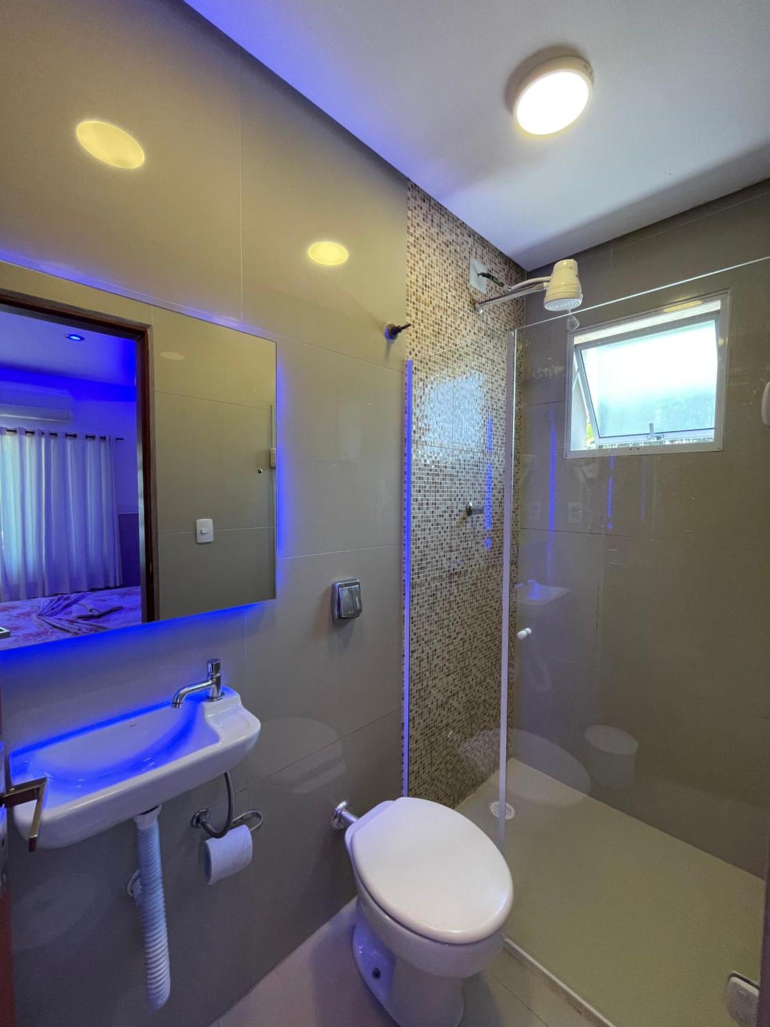 - Adults Only Hotel do amor