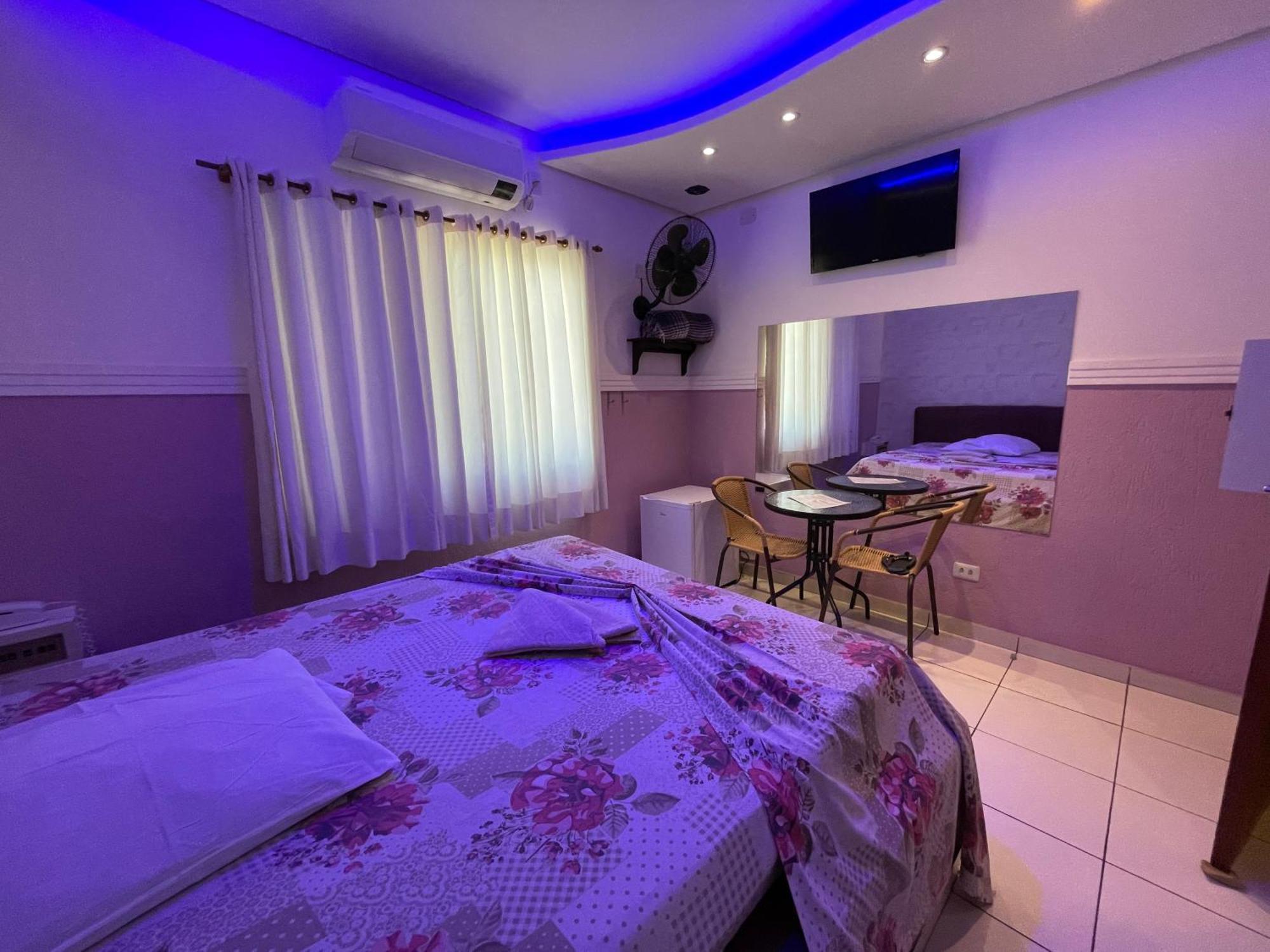 Hotel do amor - Adults Only