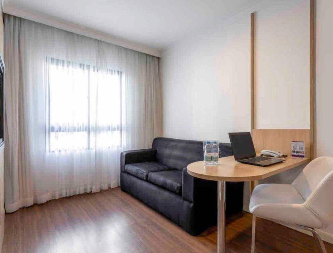 Flat Em Pinheiros Bem Equipado *