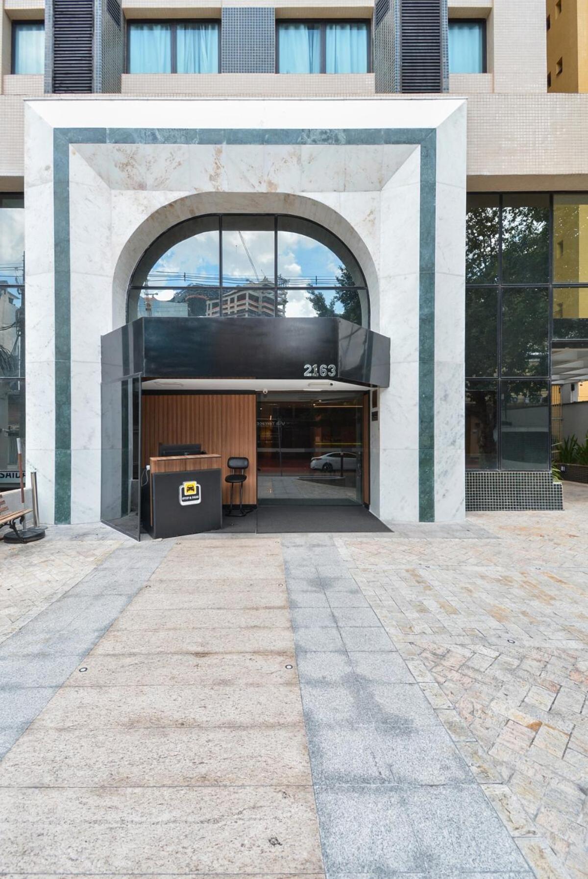 Flat -15 Min Consulado Apartment