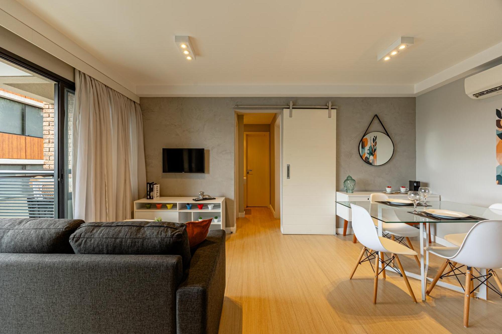 Easy Star - Belo Apto C/ Vaga, Varanda E 2 Dorms Em Perdizes - Qf01i *