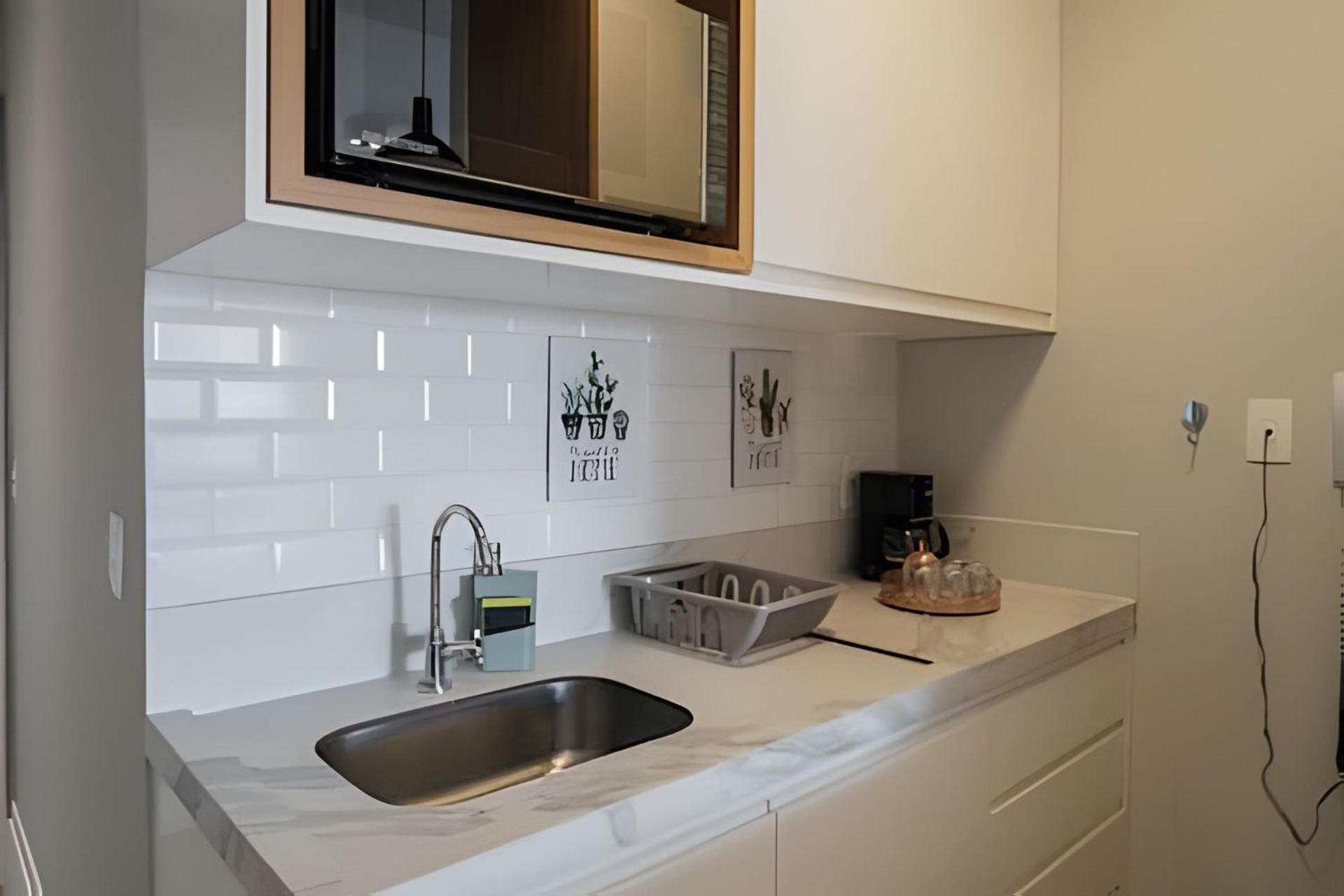 Apartamento Com Vaga De Garagem E Supermercado São Paulo