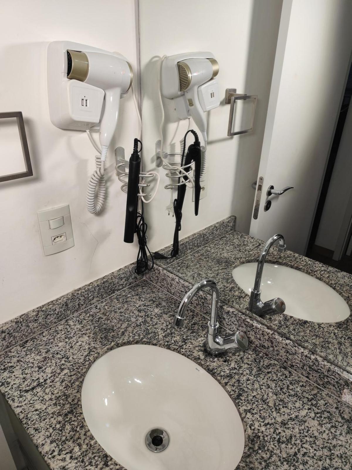 Apartamento Vista Incrivel No Bras - Ultimo Andar Com Ar E 2 Vagas *