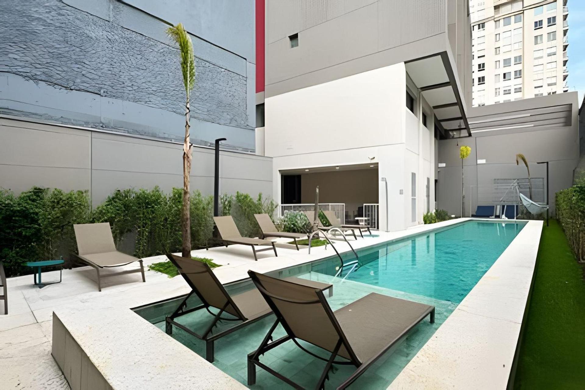 Apartamento Pinheiros I Faria Lima, Apto Studio, 50m Metro, Piscina, Wi-fi *