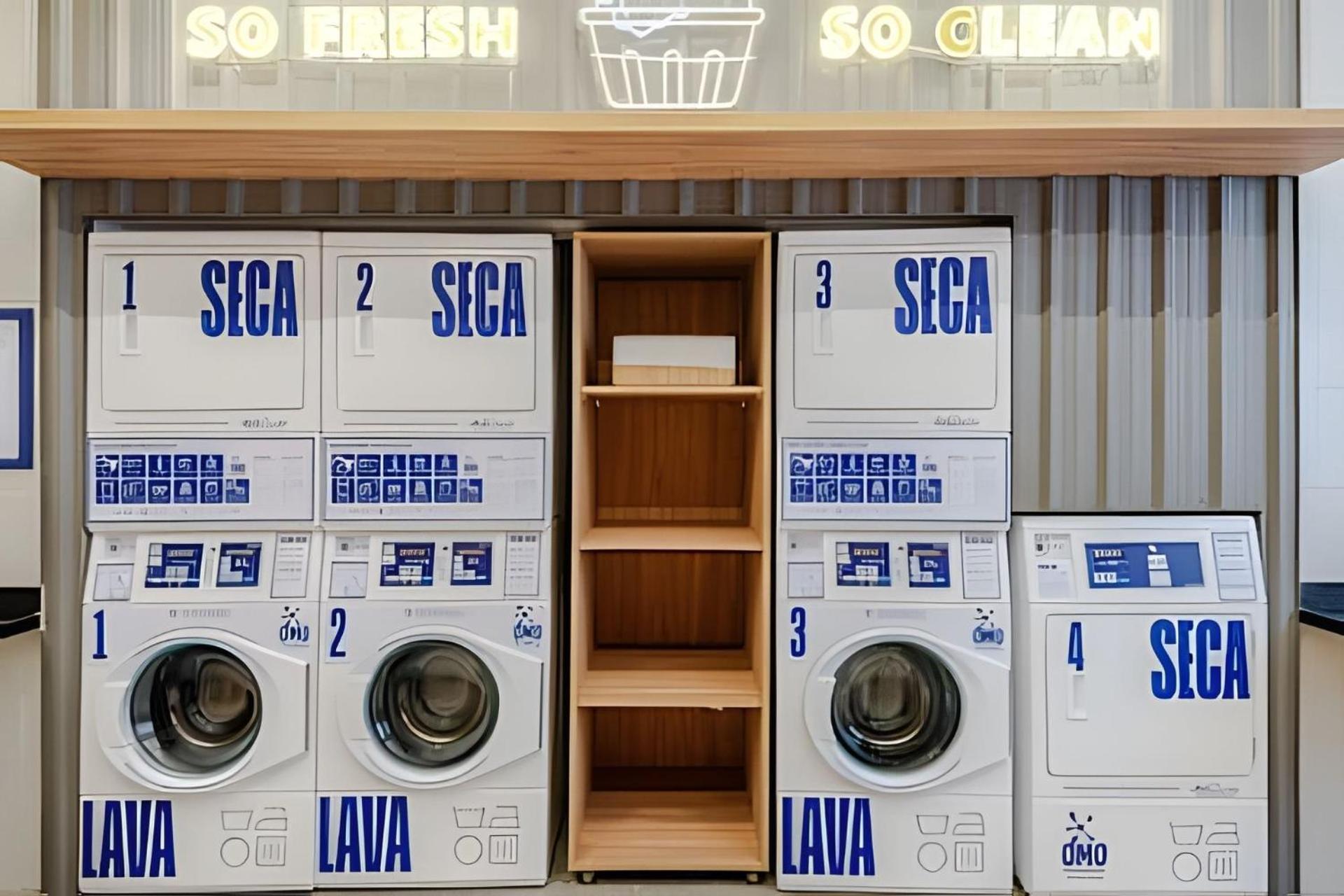 Pinheiros I Faria Lima, Apto Studio, 50m Metro, Piscina, Wi-fi *