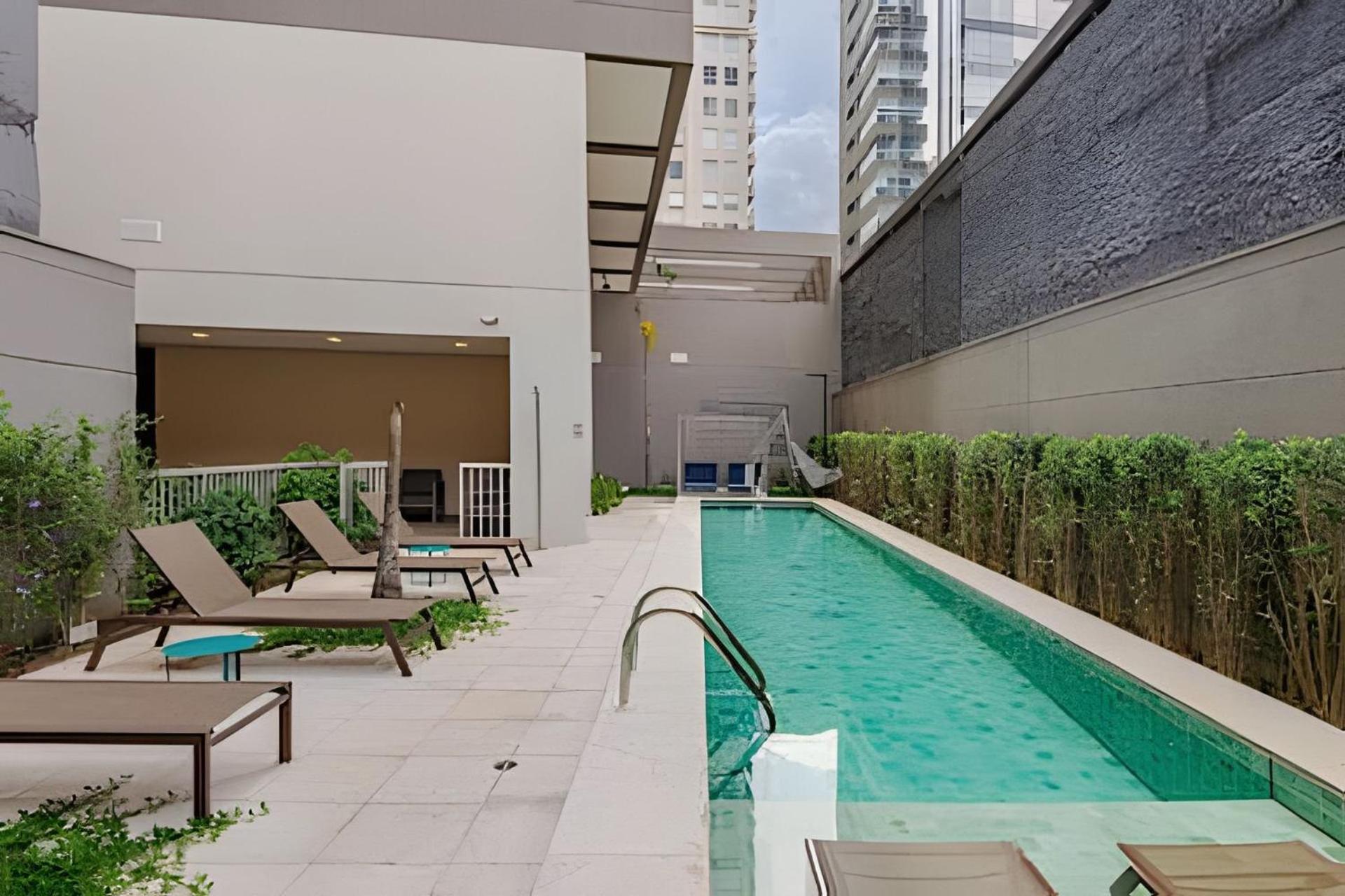 Apartamento Pinheiros I Faria Lima, Apto Studio, 50m Metro, Piscina, Wi-fi