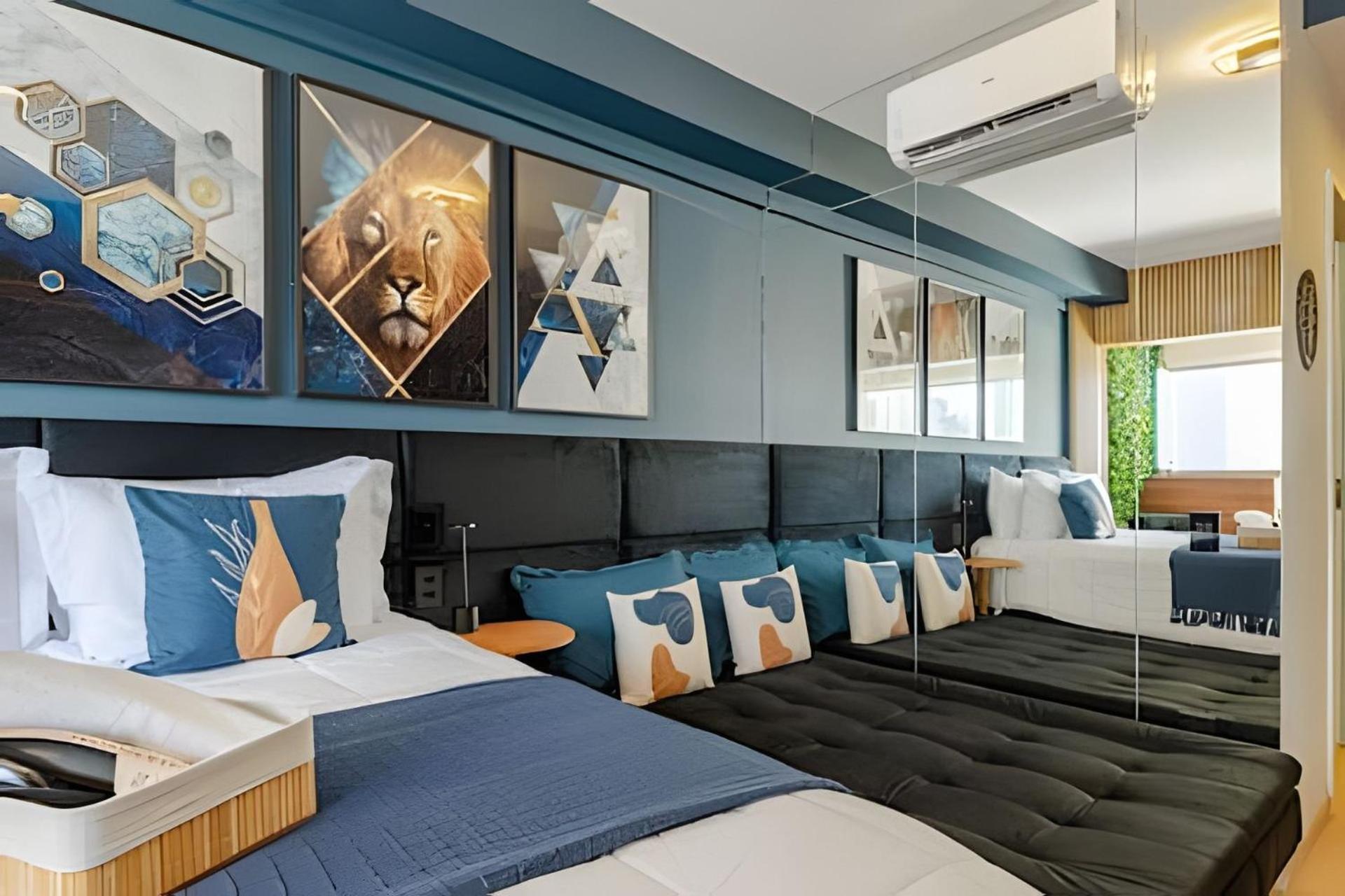 Pinheiros I Faria Lima, Apto Studio, 50m Metro, Piscina, Wi-fi Apartamento *
