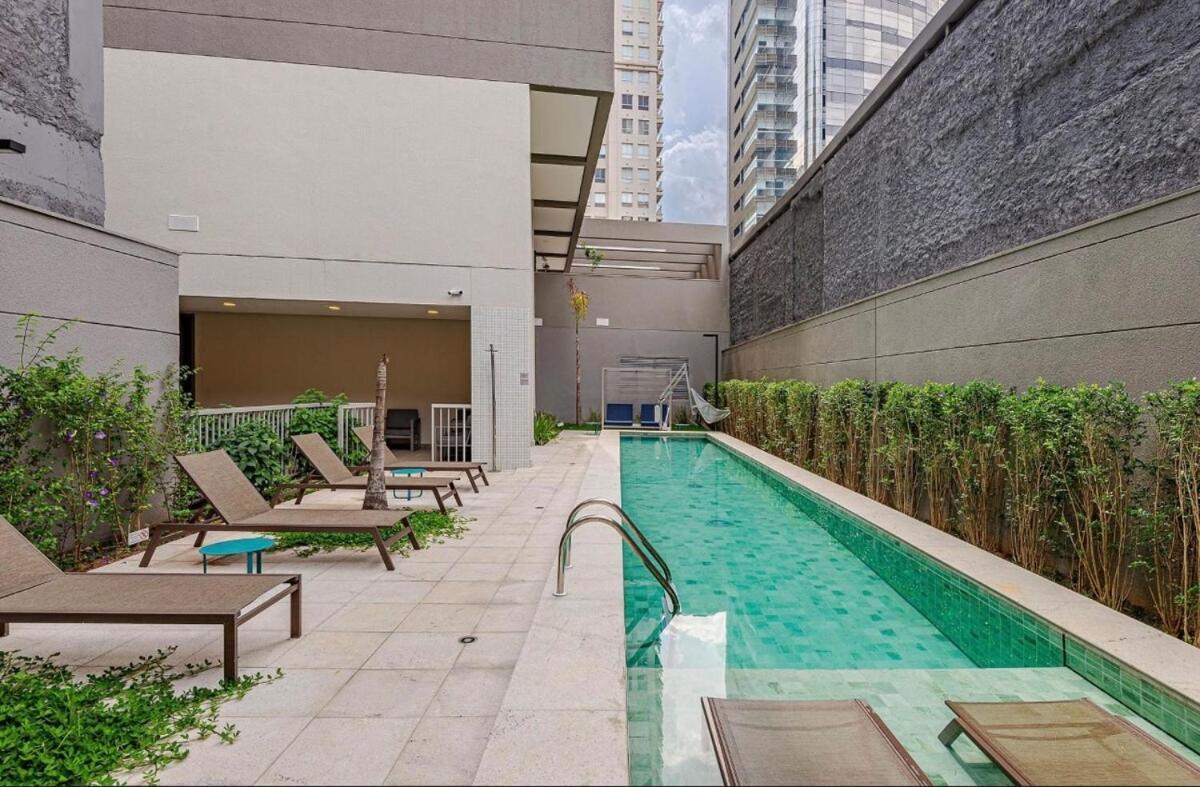 Pinheiros I Faria Lima, Apto Studio, 50m Metro, Piscina, Wi-fi * São Paulo