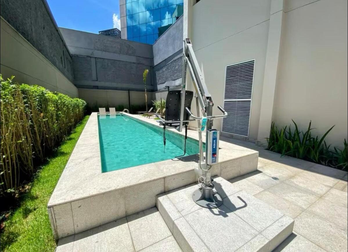 Apartamento Pinheiros I Faria Lima, Apto Studio, 50m Metro, Piscina, Wi-fi