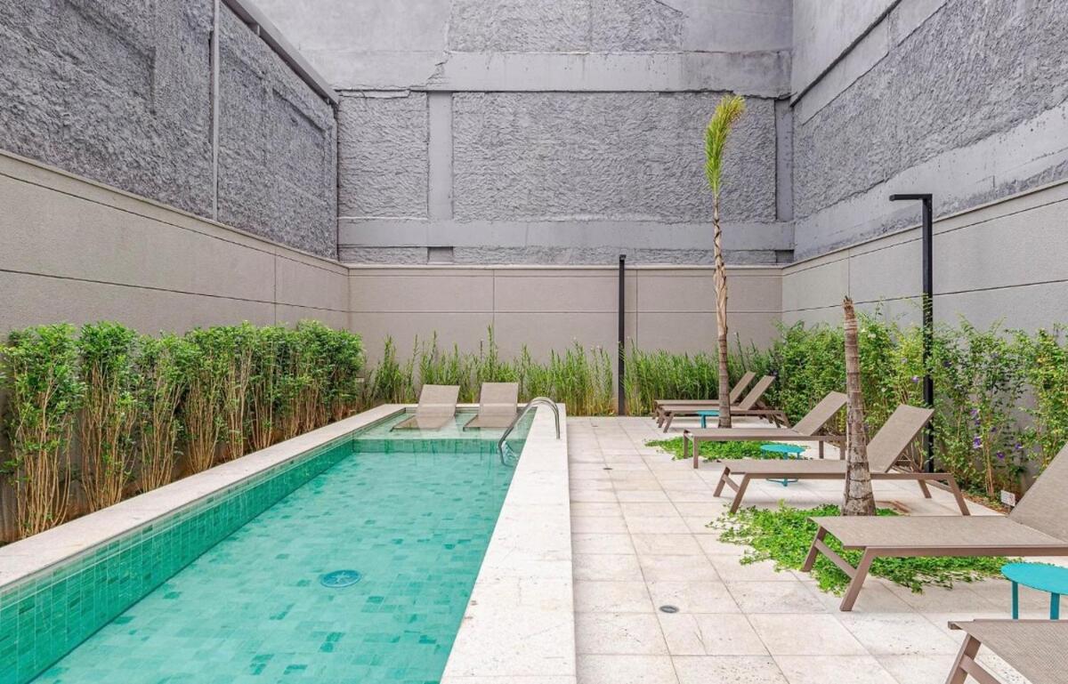 Pinheiros I Faria Lima, Apto Studio, 50m Metro, Piscina, Wi-fi