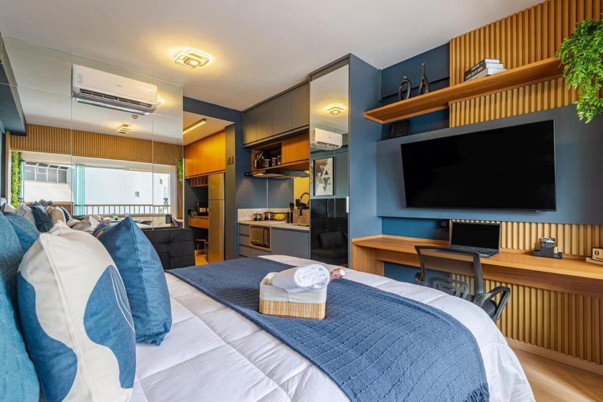 Pinheiros I Faria Lima, Apto Studio, 50m Metro, Piscina, Wi-fi * São Paulo