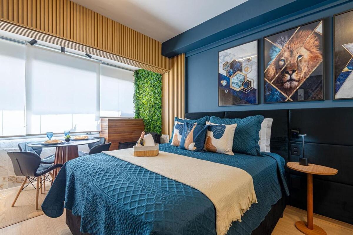 Pinheiros I Faria Lima, Apto Studio, 50m Metro, Piscina, Wi-fi Apartamento *