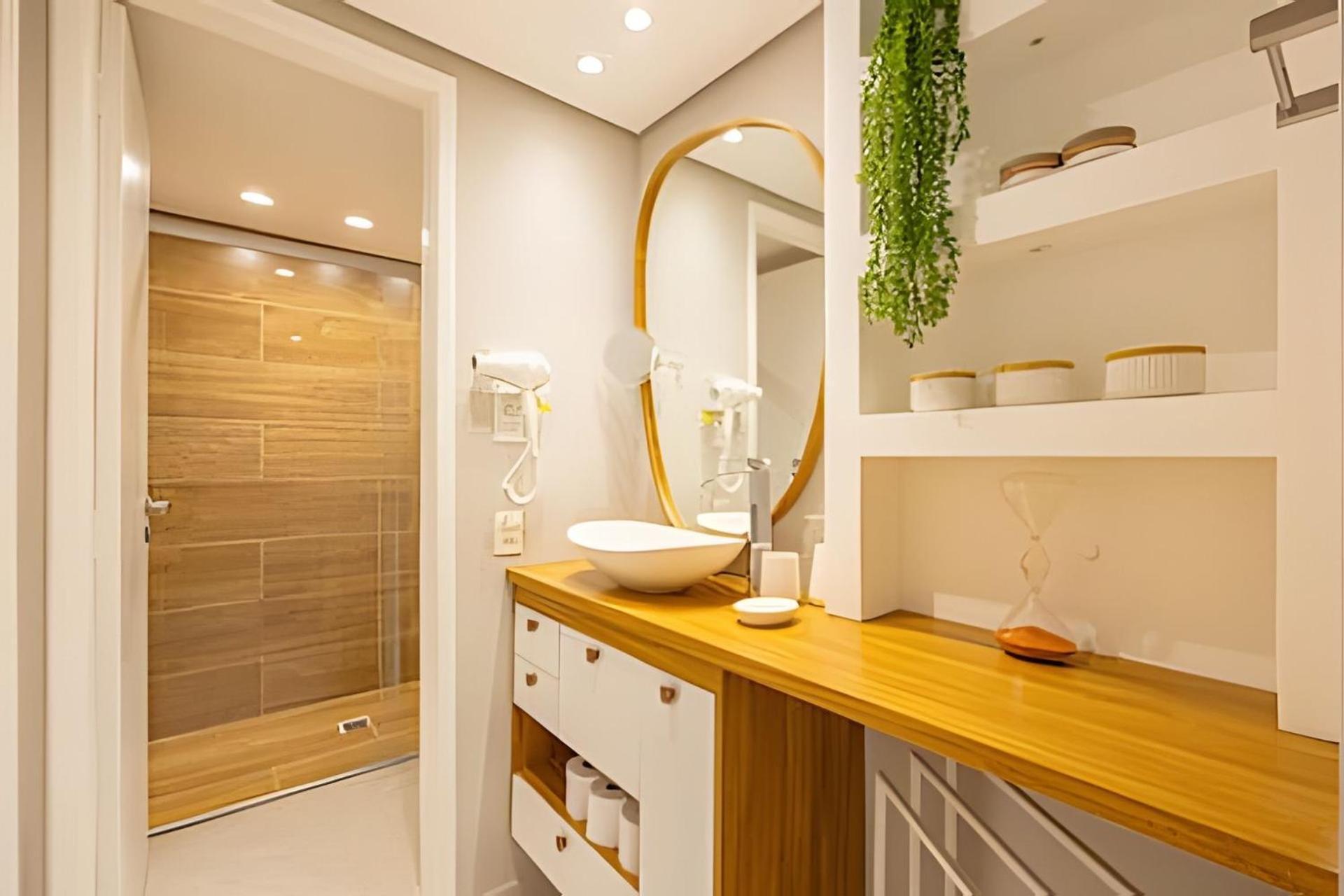 Easy Star - Charmoso Flat C/vaga Em Moema - Qx01i * São Paulo