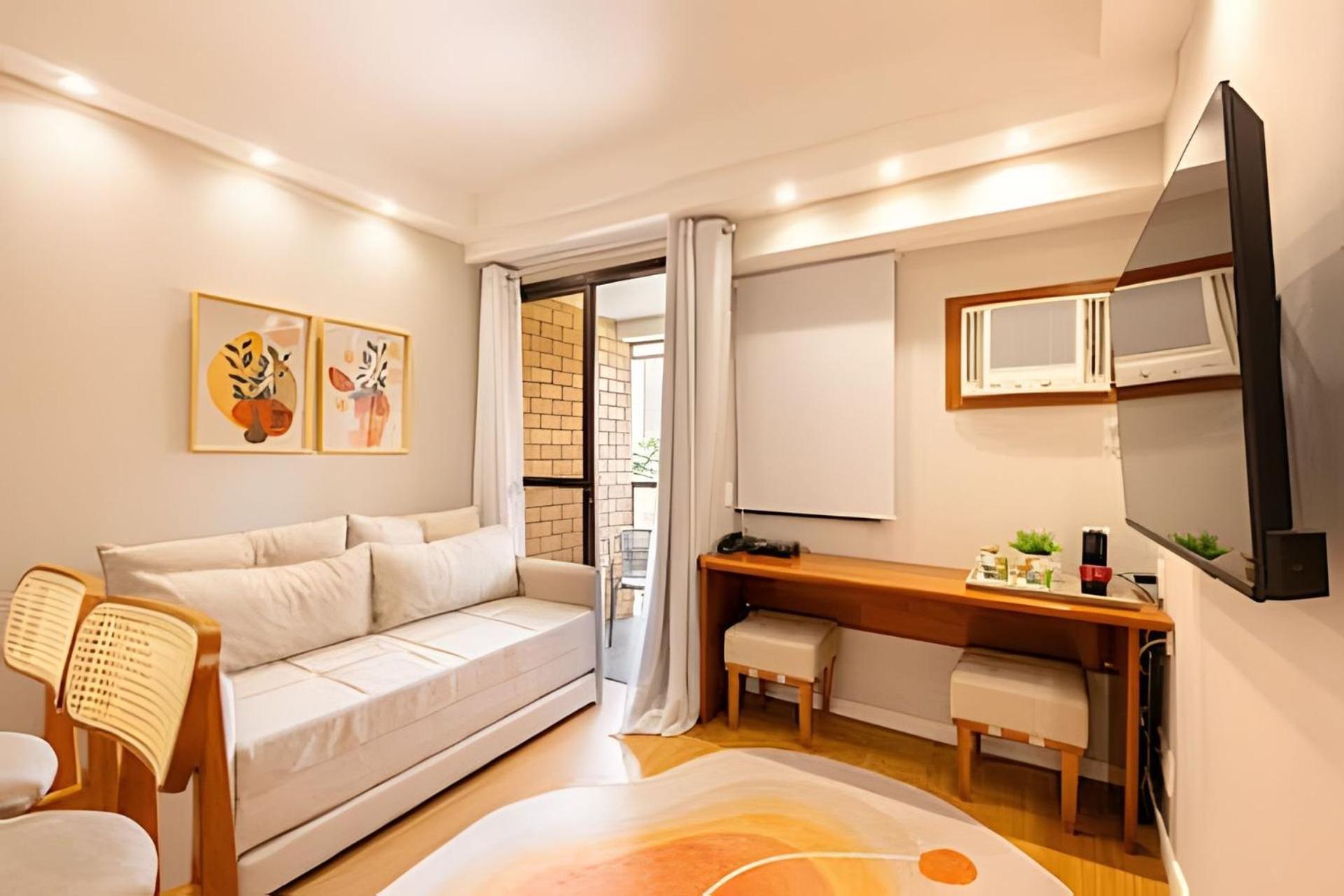 Easy Star - Charmoso Flat C/vaga Em Moema - Qx01i * São Paulo
