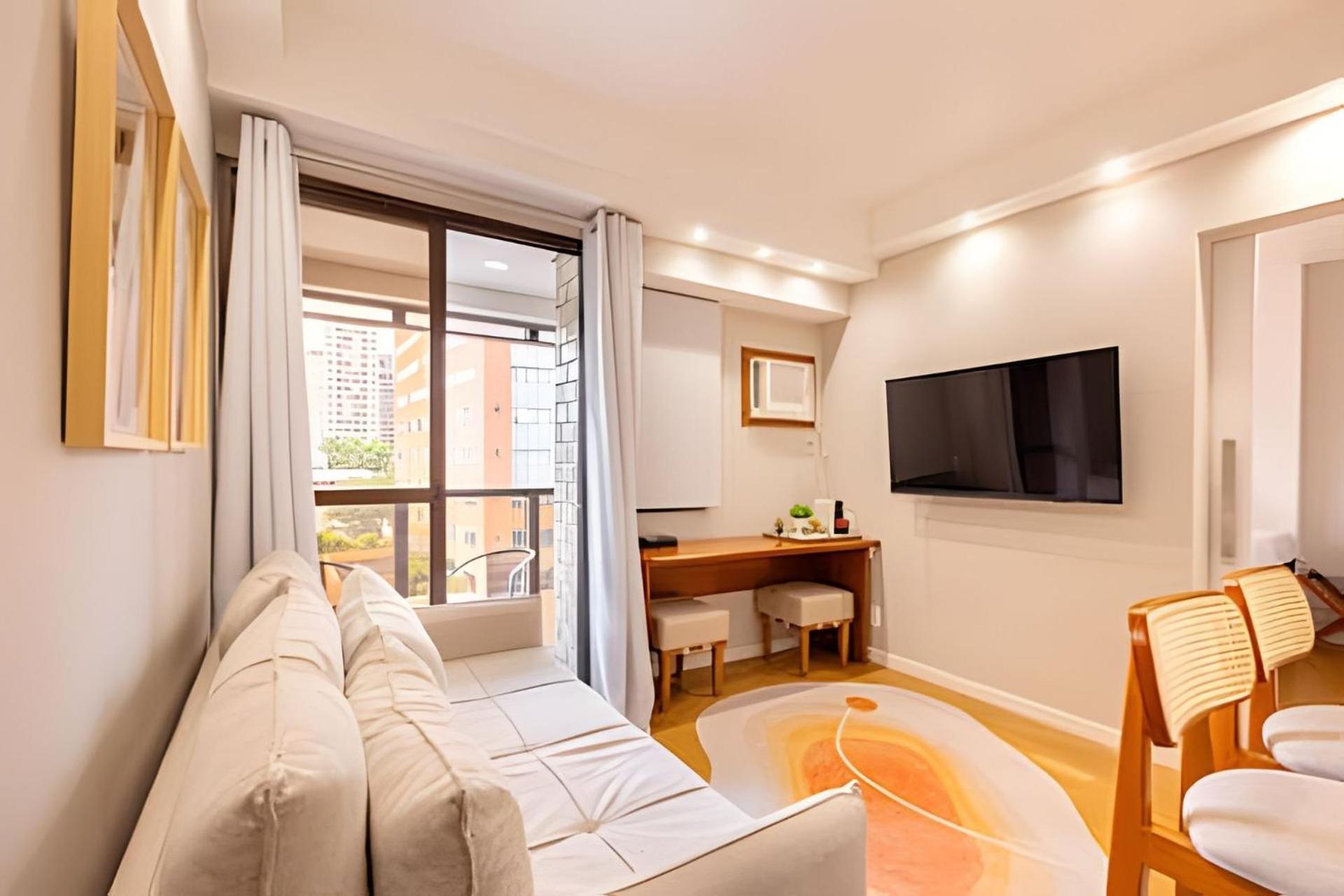 Easy Star - Charmoso Flat C/vaga Em Moema - Qx01i *