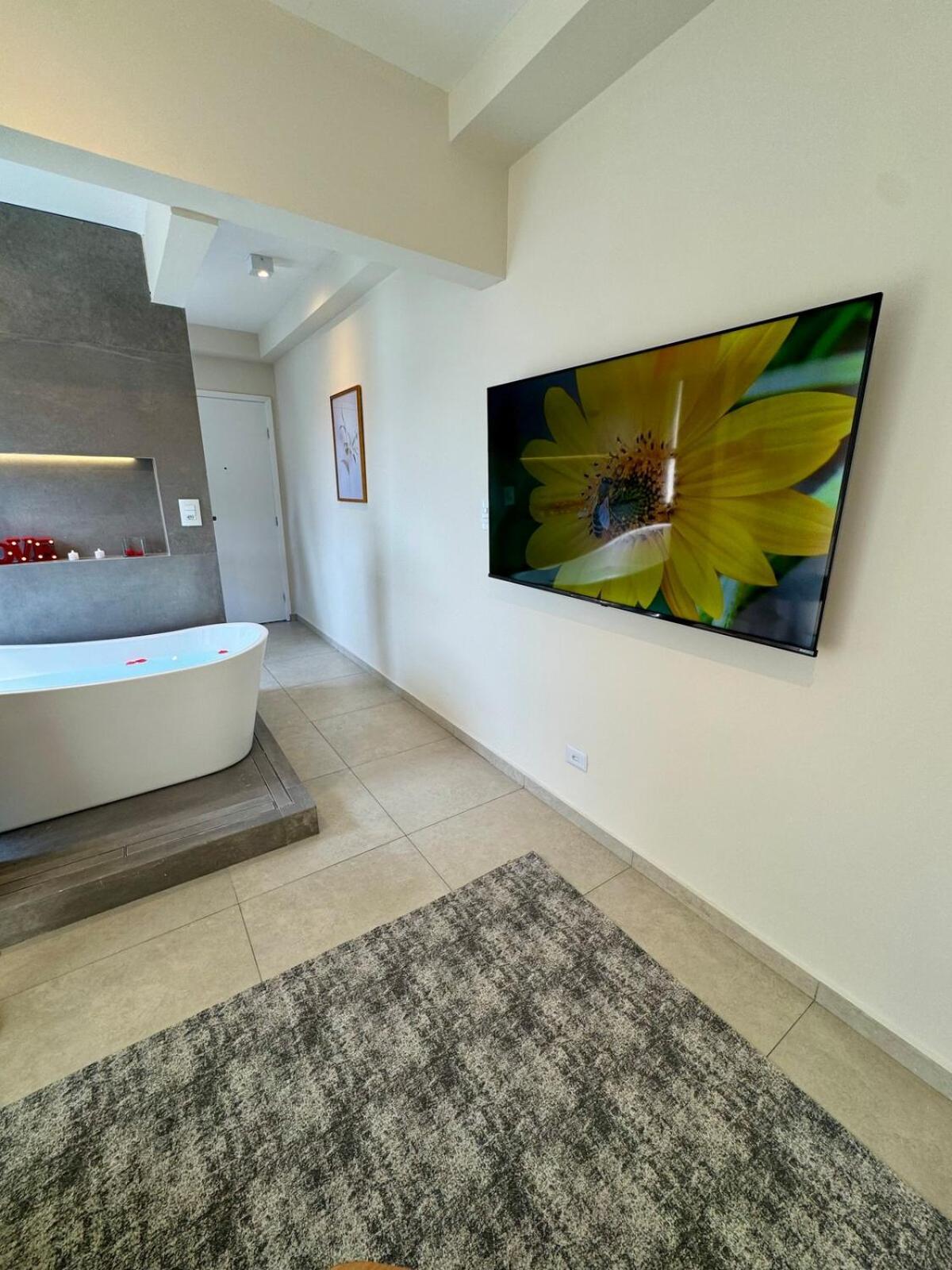 Apartamento Ap, Banheira, Tv58, Amplo, Uh84 São Paulo