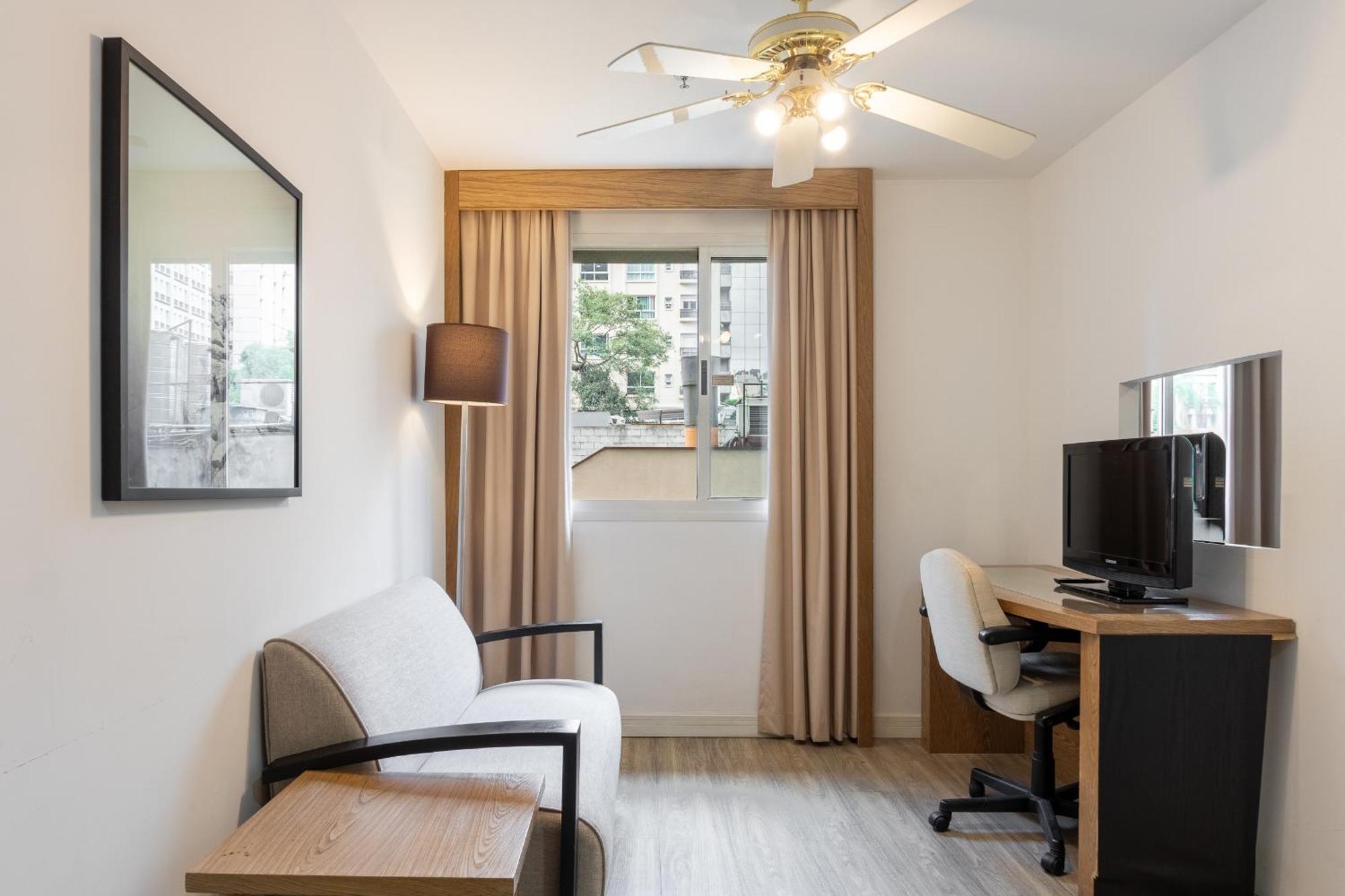 Aparthotel Avenida Paulista - Jardins 4 Estrelas Sao Paulo