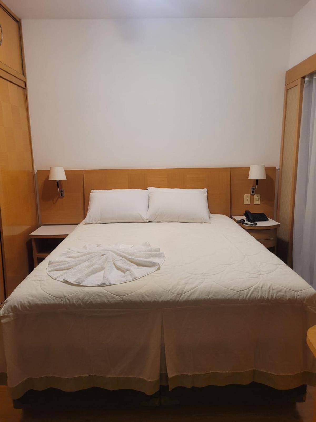 Flat 4 Estrelas Jardins - São Paulo