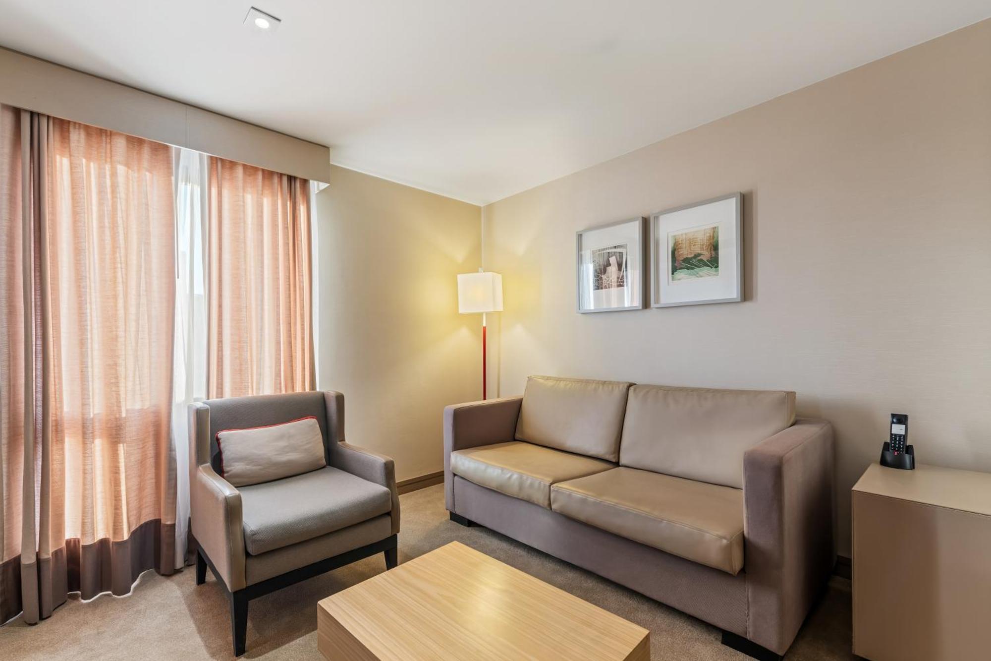 Intercontinental By Ihg Hotel 5*